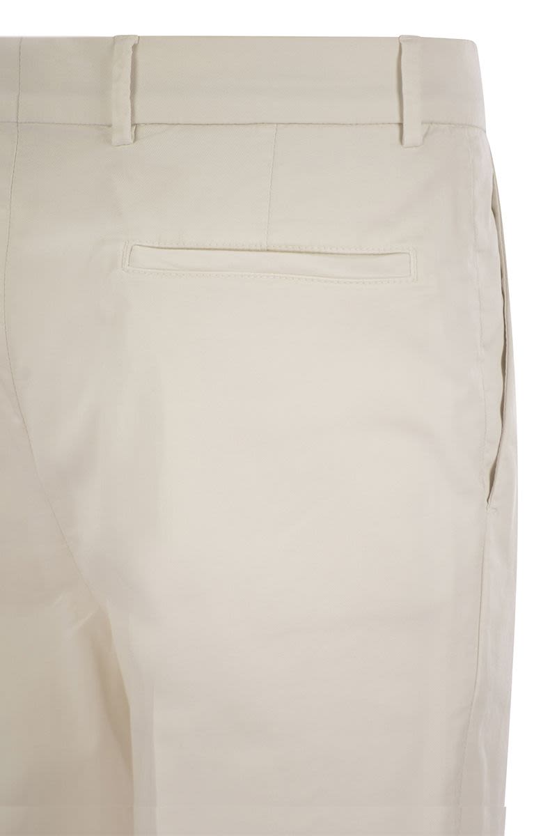 BRUNELLO CUCINELLI Leisure Fit Trousers with Pleats