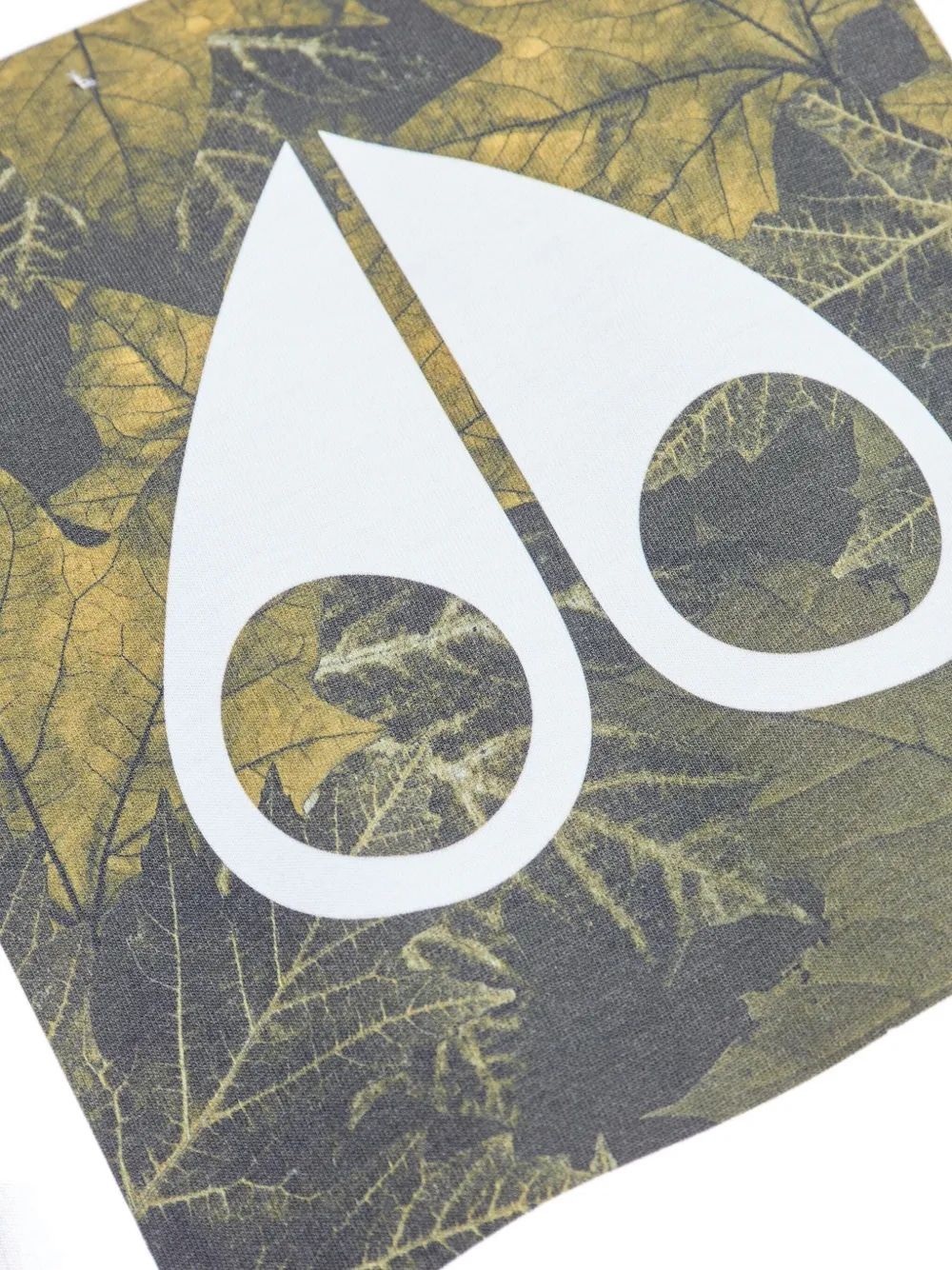 MOOSE KNUCKLES Men's Hemlock Mini Tee