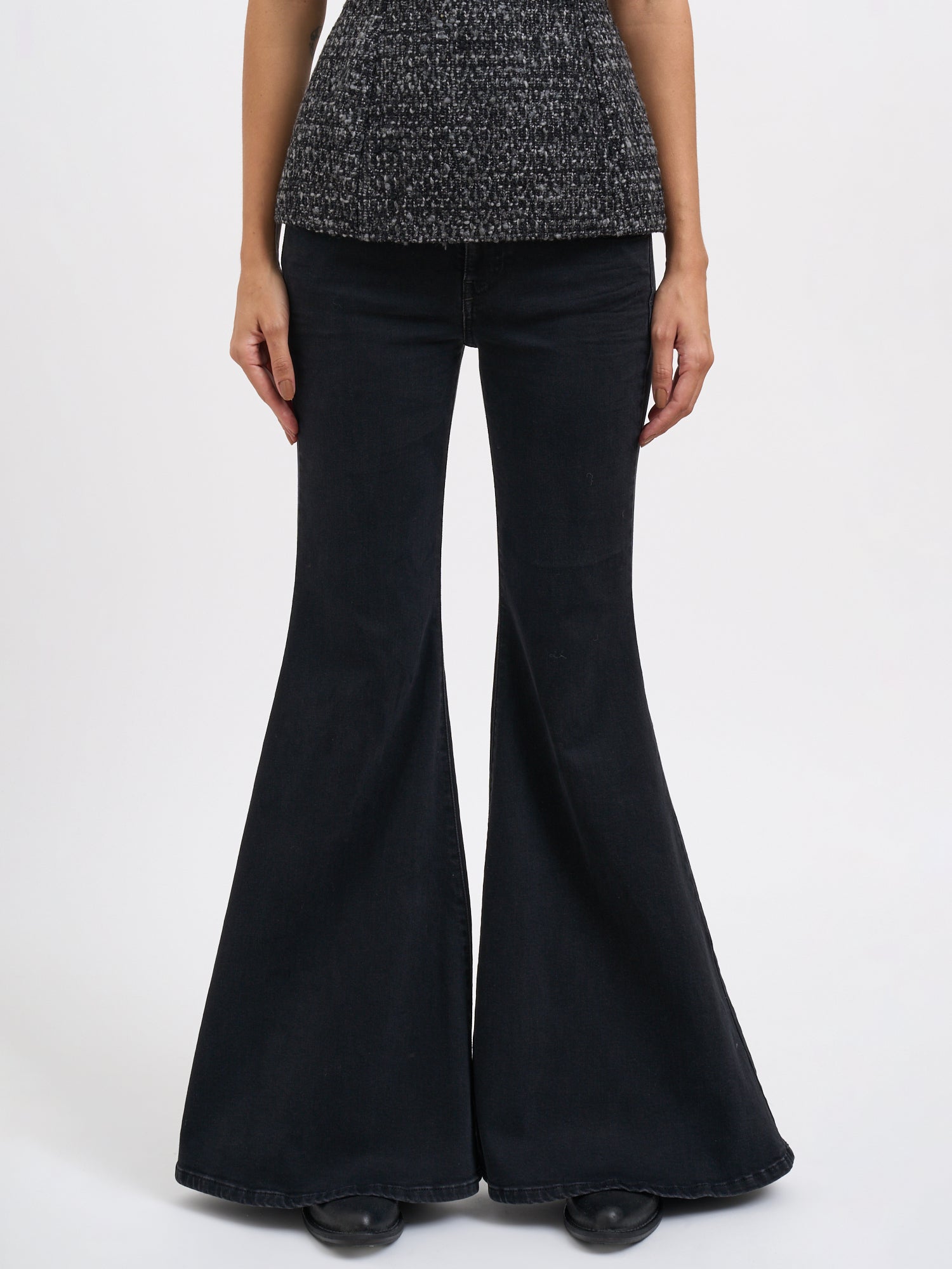 DIESEL Retro 1970s D-Bleess Denim Pants Size 25