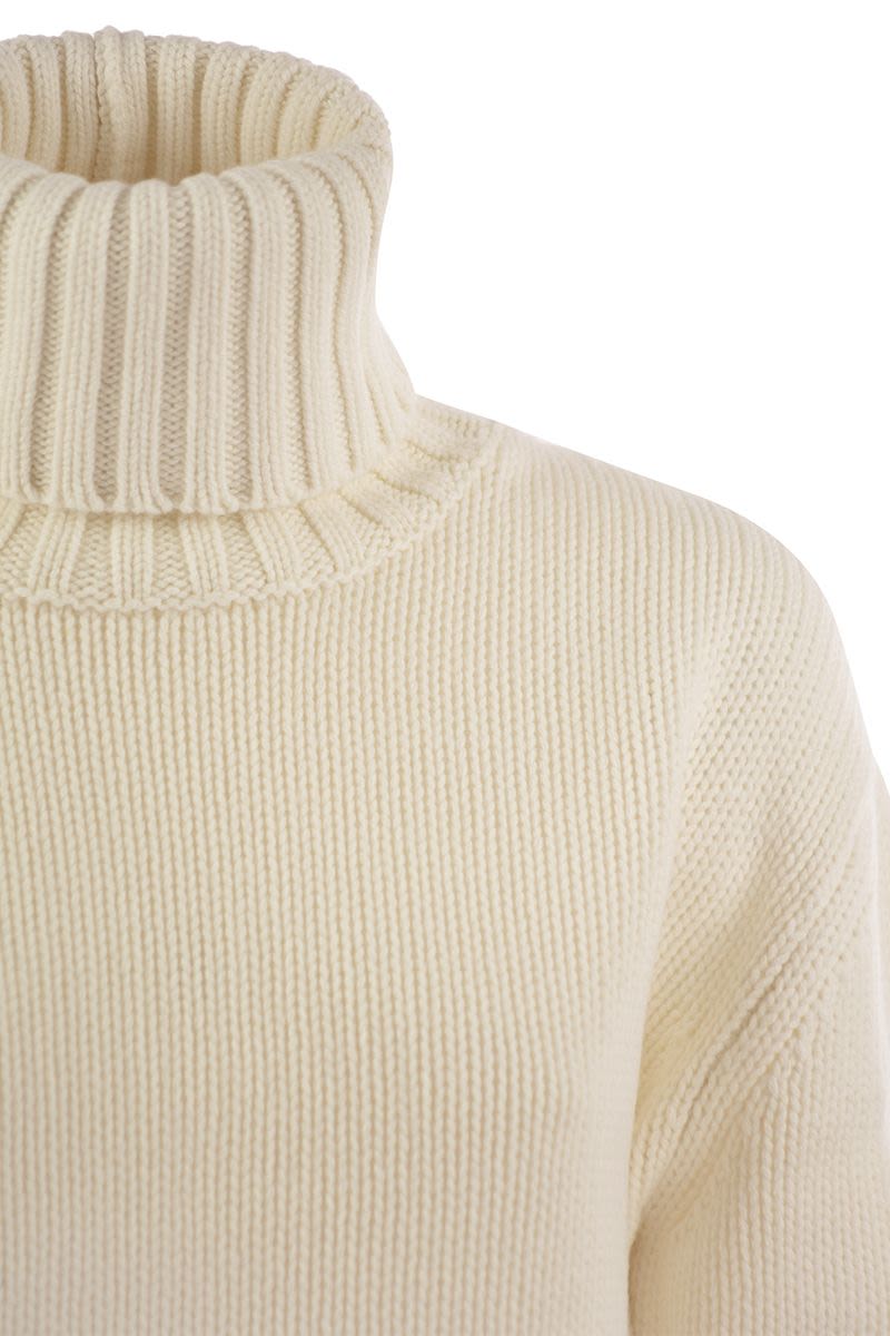 FABIANA FILIPPI Refined Wool, Silk and Cashmere Blend Turtleneck Sweater - Size: 25