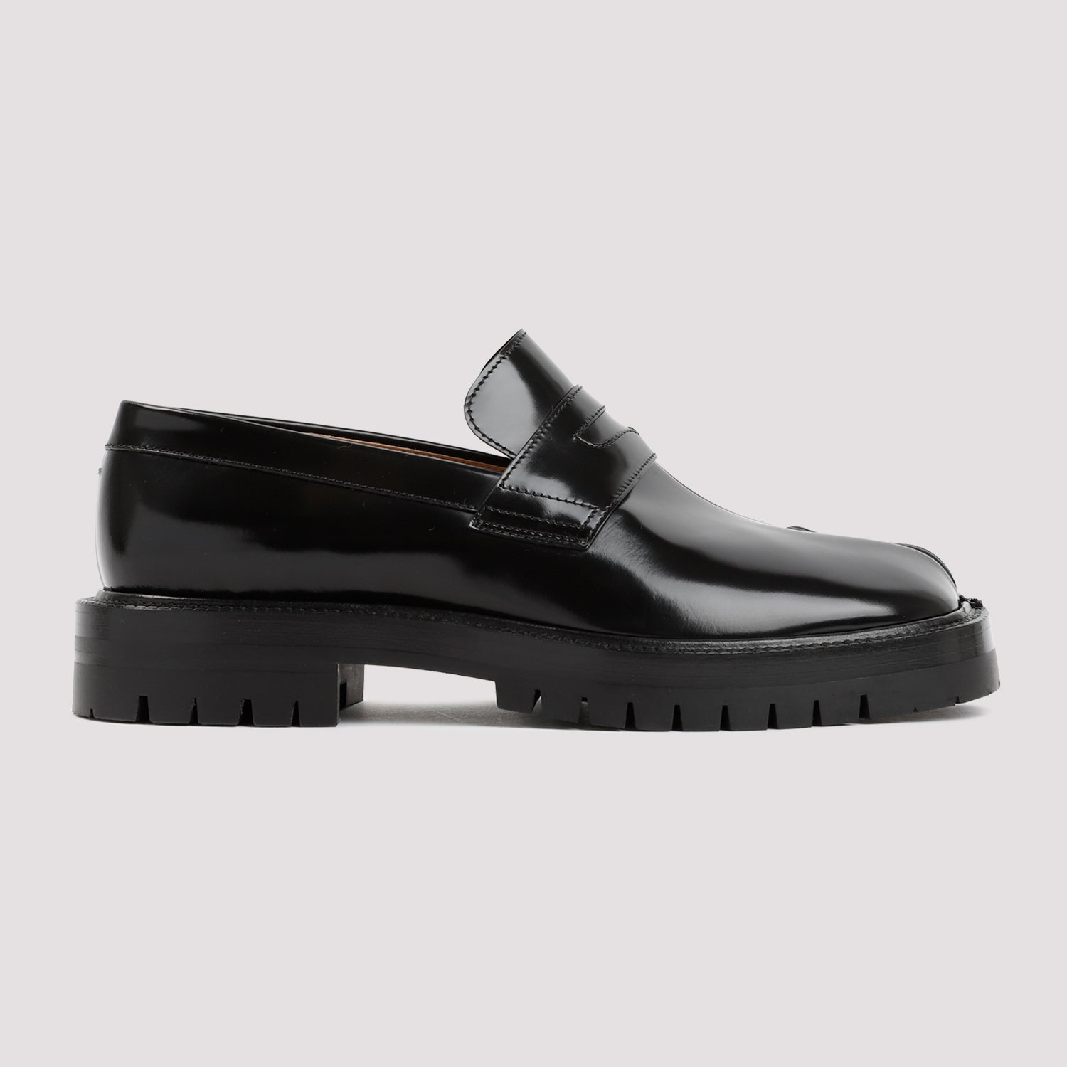 MAISON MARGIELA Leather Tabi County Loafer