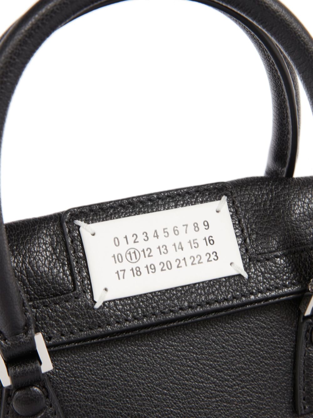 MAISON MARGIELA Luxurious Shoulder Handbag