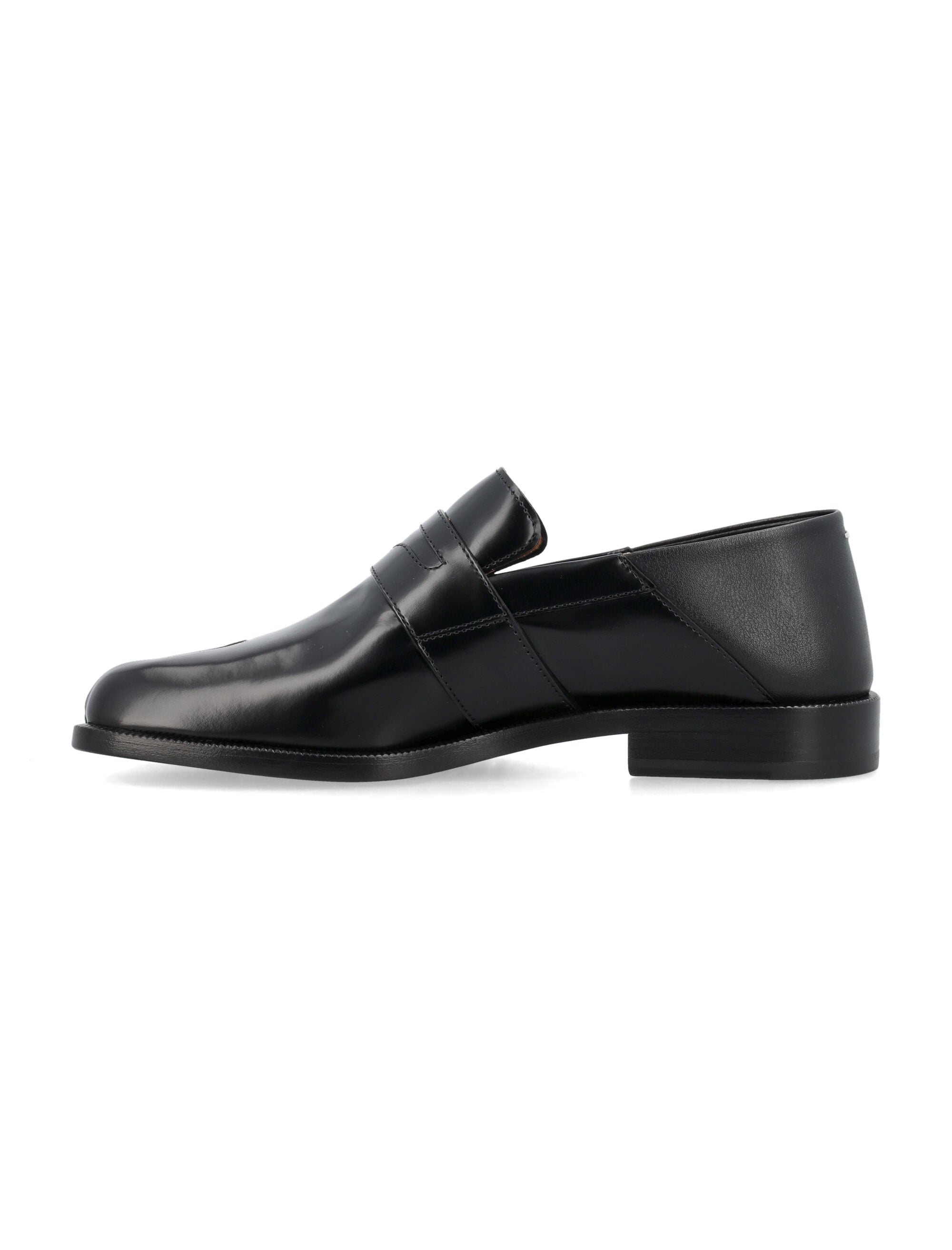 MAISON MARGIELA Classic Tabi Loafers for Women