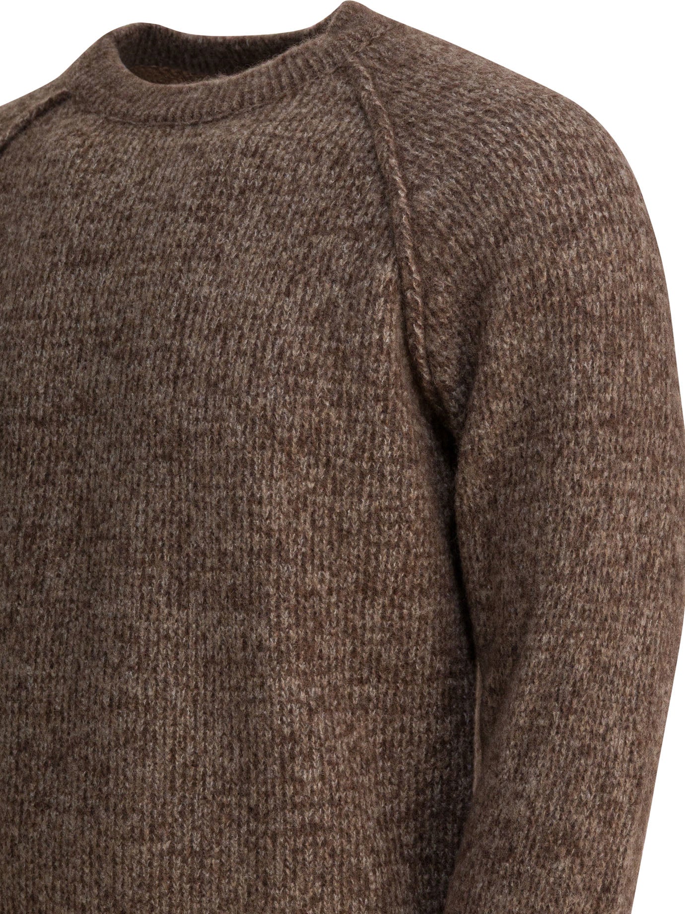 RAKKI Classic Wool Crew Neck Sweater