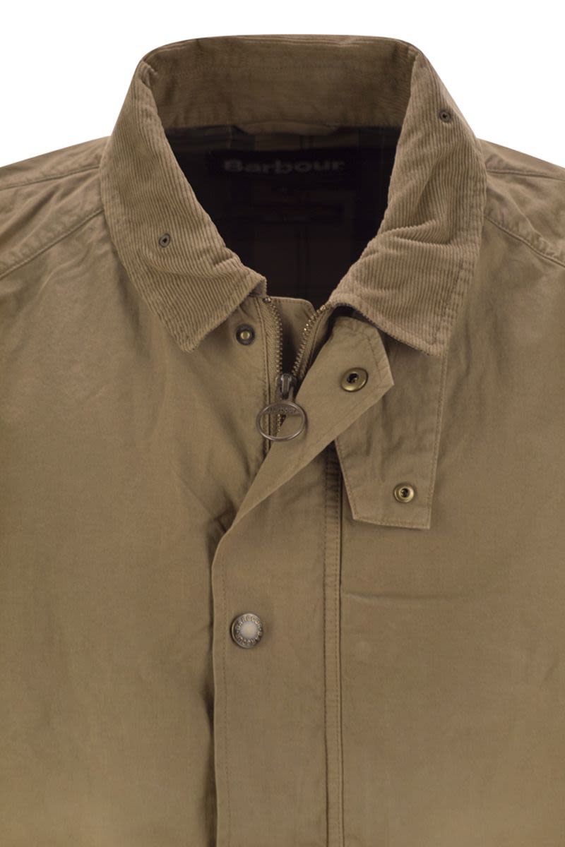 BARBOUR Tracker Casual Jacket - Summer Essential for Men