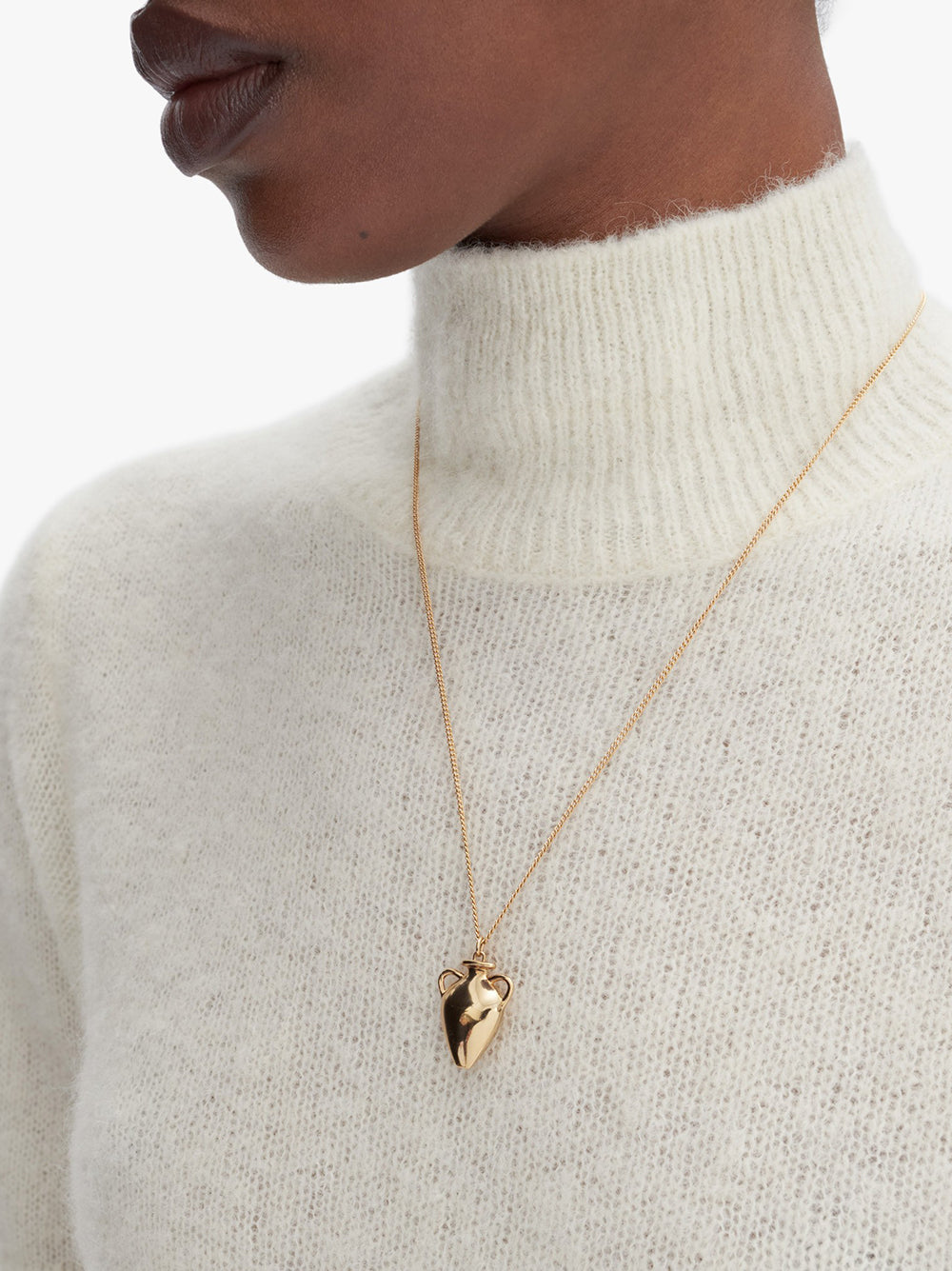 A.P.C. Elegant 55 cm Brass Medallion Necklace for Women