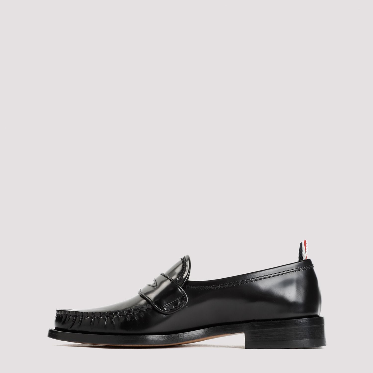 THOM BROWNE Pleated Varsity Loafers with 3cm Heel Height