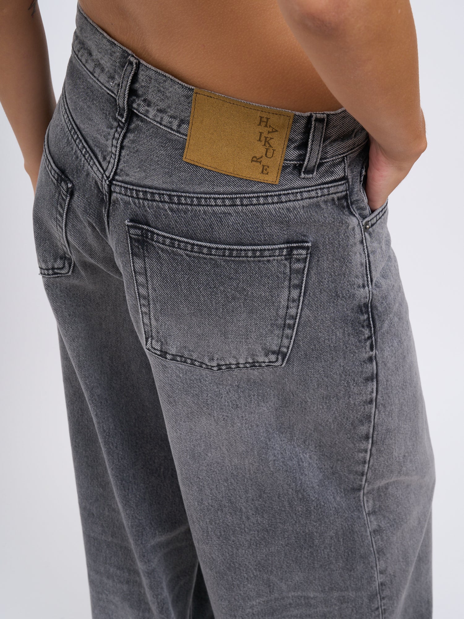 HAIKURE Wide Leg Trousers with Belt Loops and Pockets - Size 25