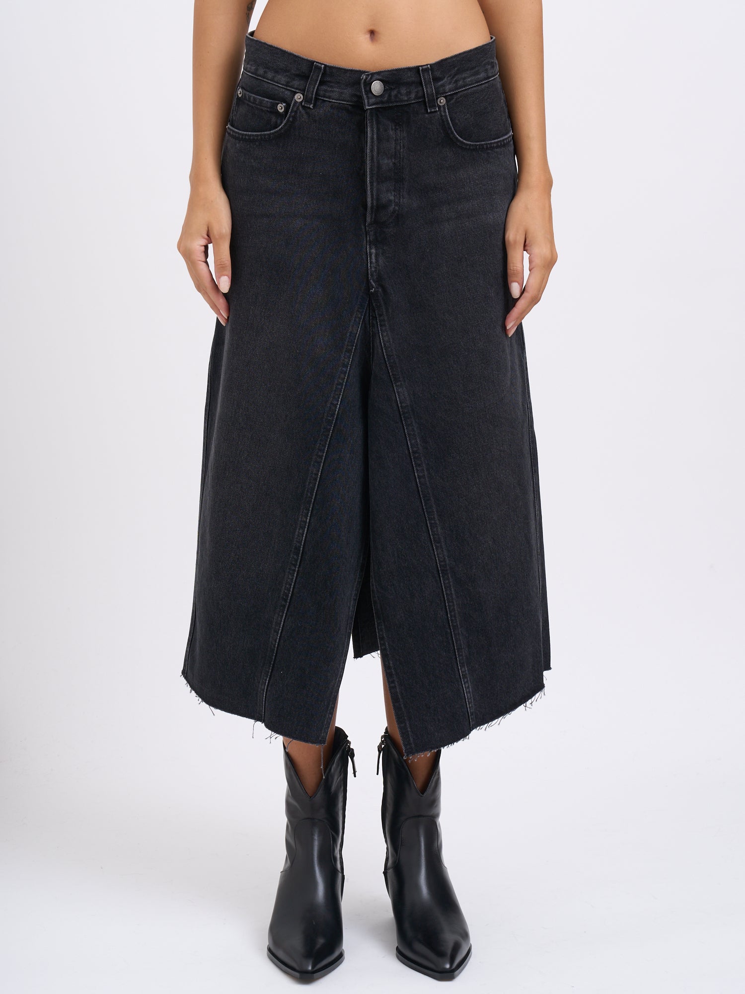 HAIKURE Mid-Length Trousers with Frayed Hem - Size 26
