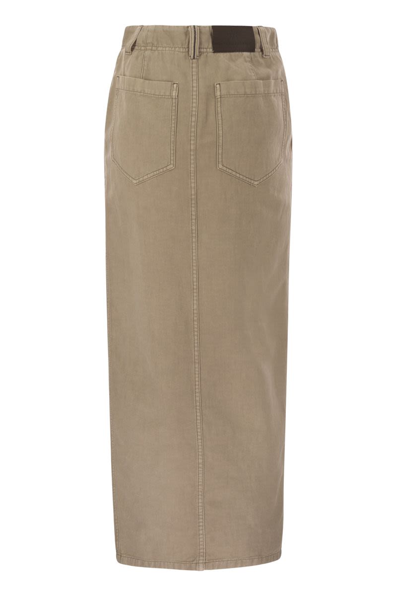 BRUNELLO CUCINELLI Chino Skirt with Contemporary Allure and Central Slit
