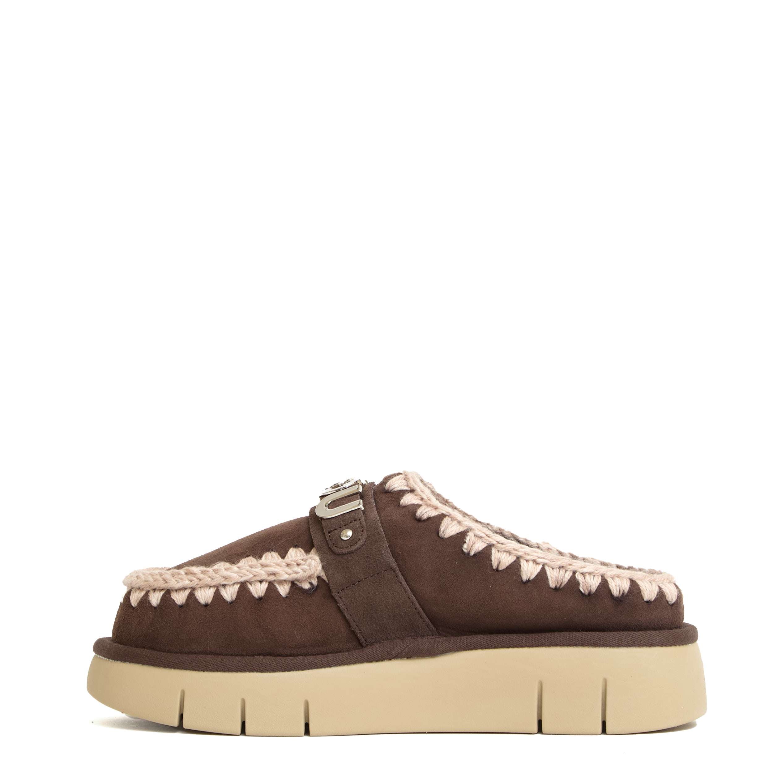 MOU Cozy Double-Faced Bounce Clogs with Metal Logo