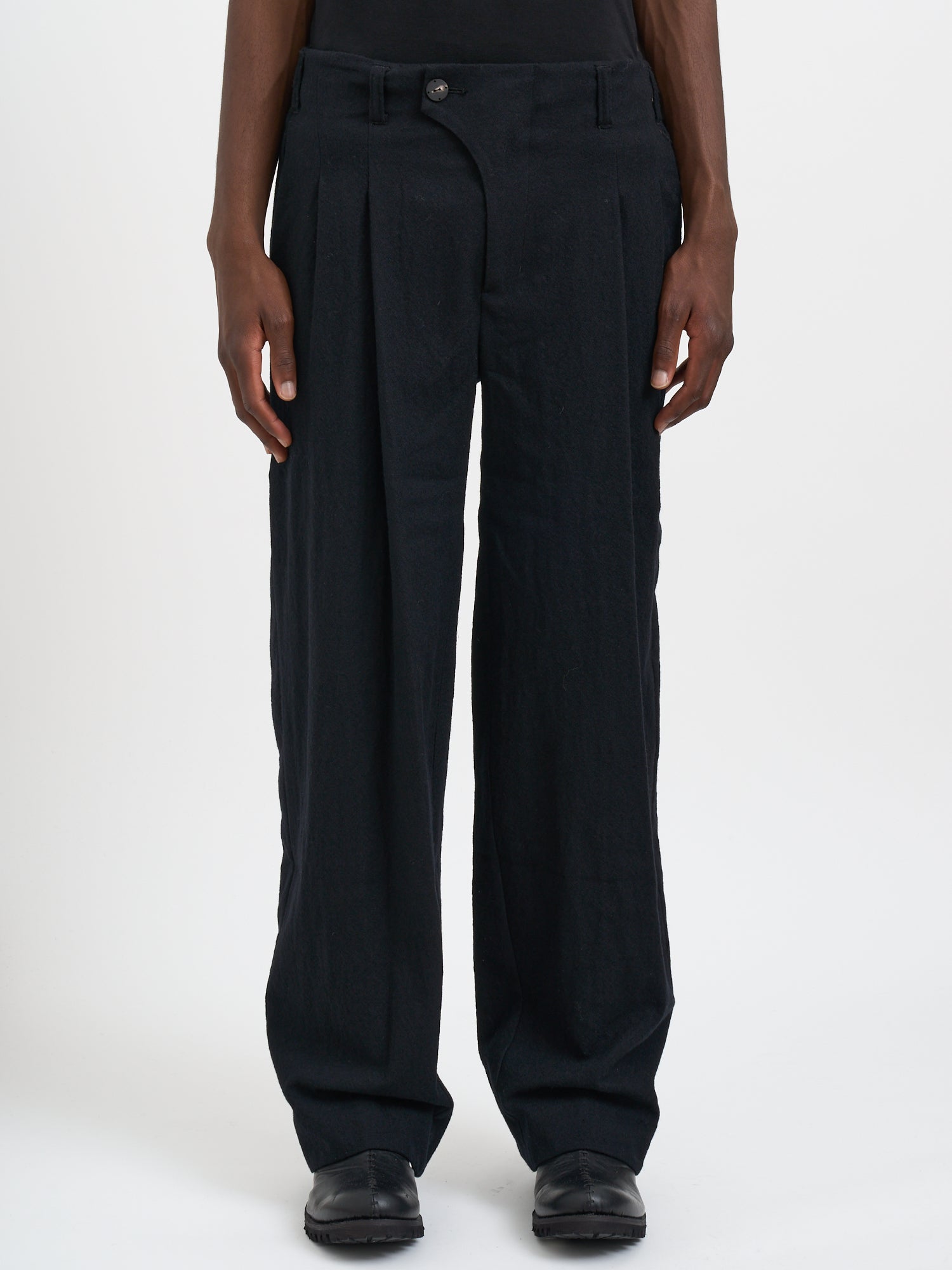 DEVOA Pleated Wide Leg Trousers in Size 3