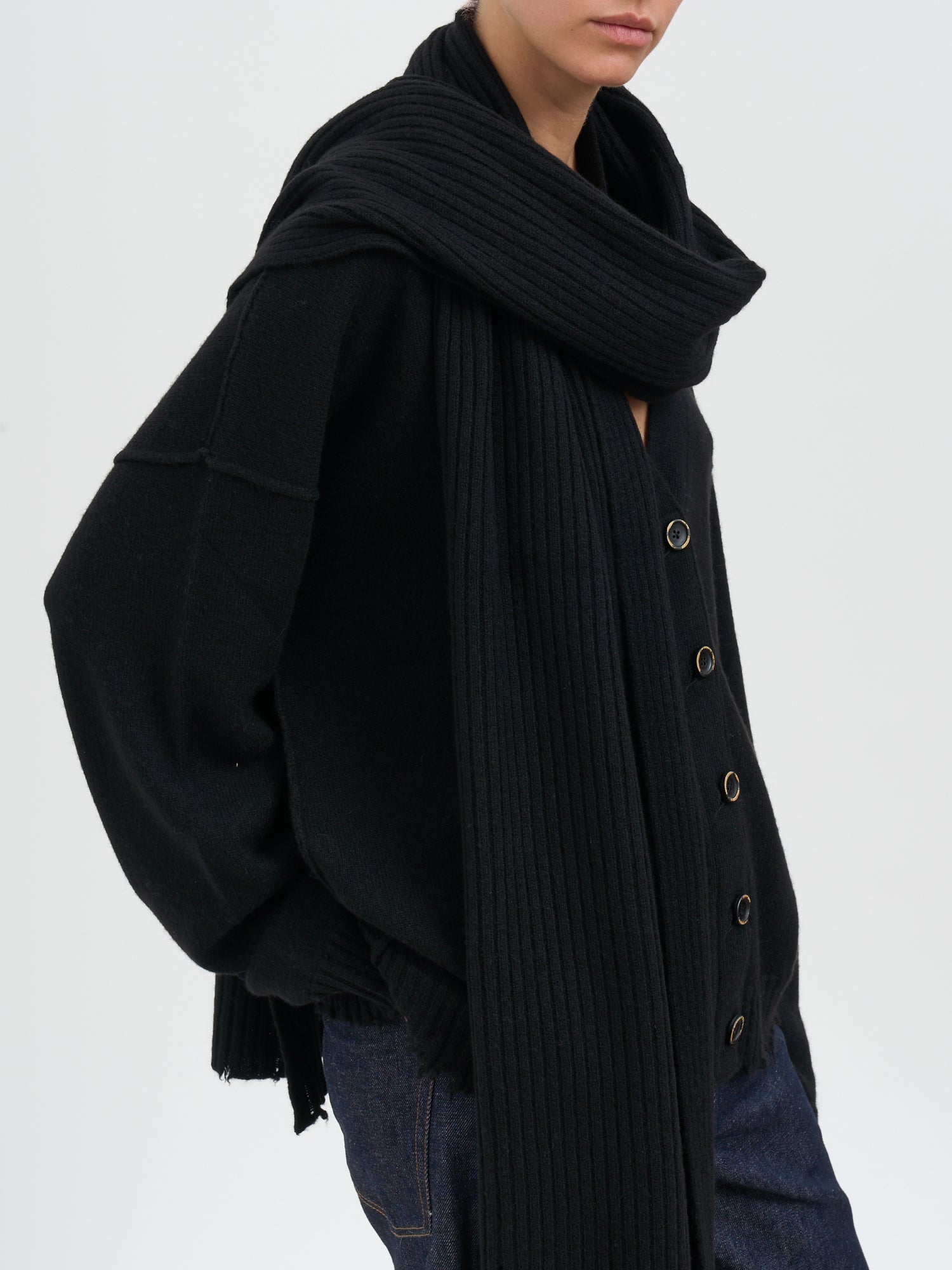 UMA WANG Luxurious Cashmere Scarf