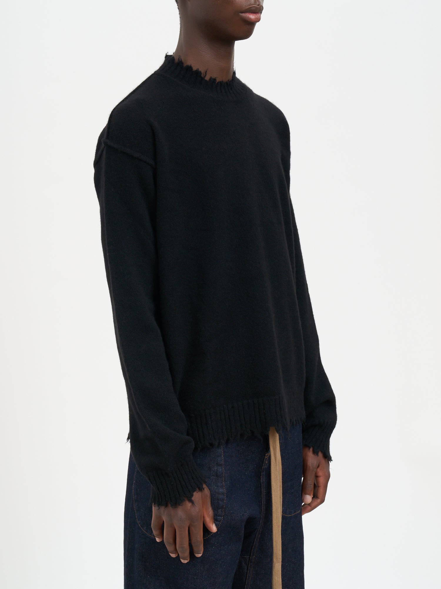 UMA WANG Crew Neck Cashmere Sweater - Medium