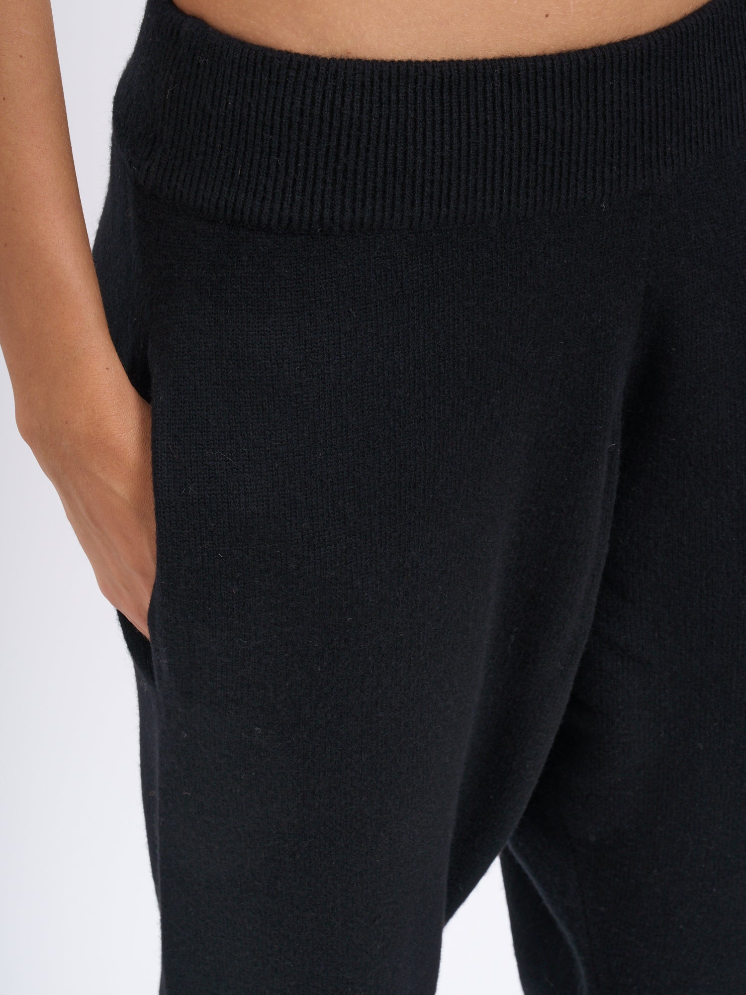 ENTIRE STUDIOS Cashmere Blend Knit Trousers with Drawstring Waist - XS/S