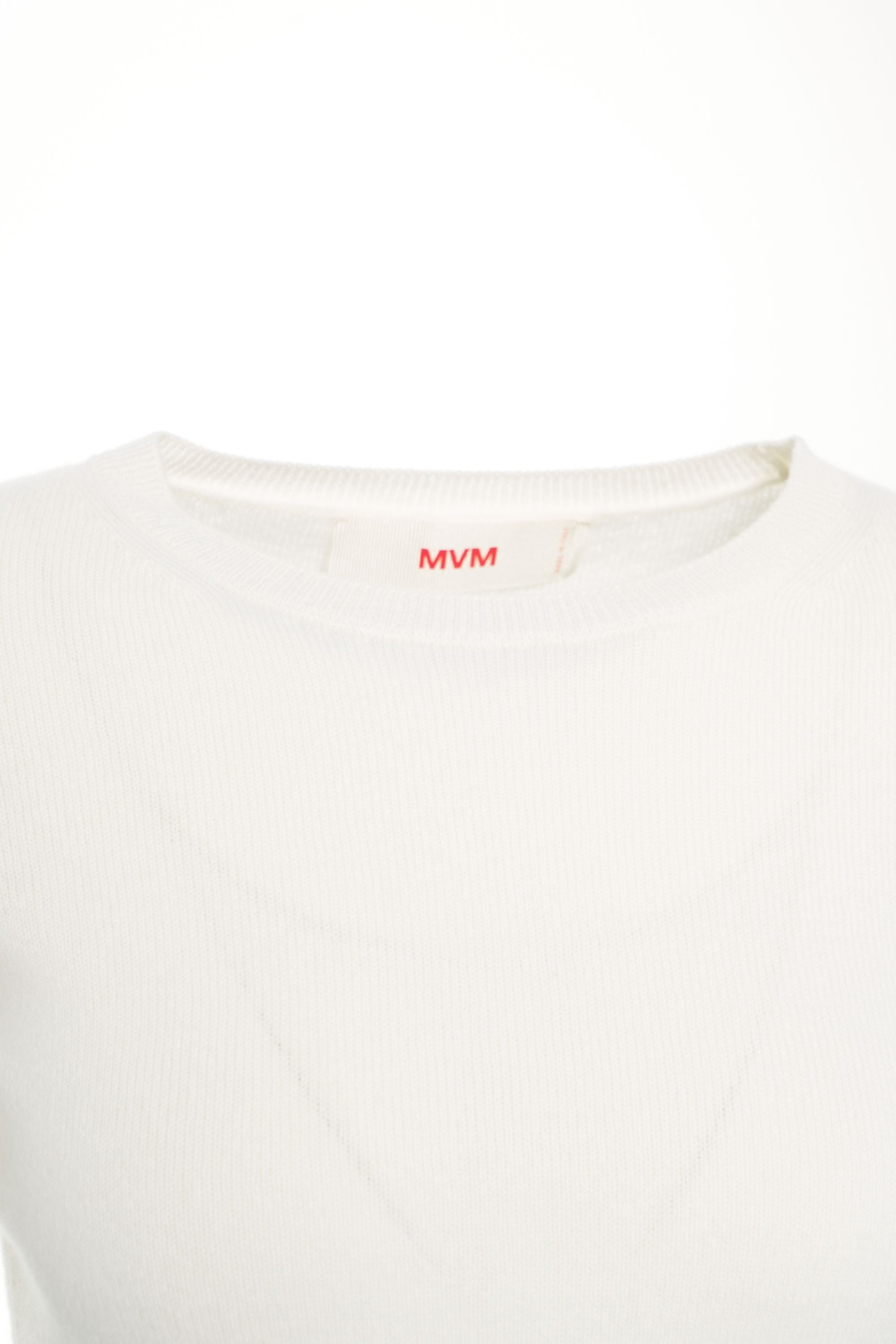 MVM Cashmere Fine-Knit Sweater with Elegant Design