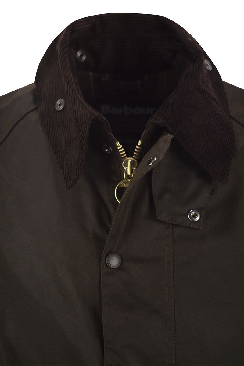 BARBOUR Classic Beaufort Waxed Cotton Jacket - Men's