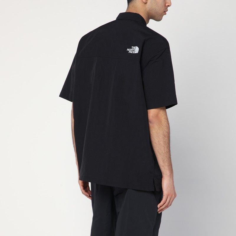THE NORTH FACE Short Sleeve Nylon Shirt with Dual Chest Pockets
