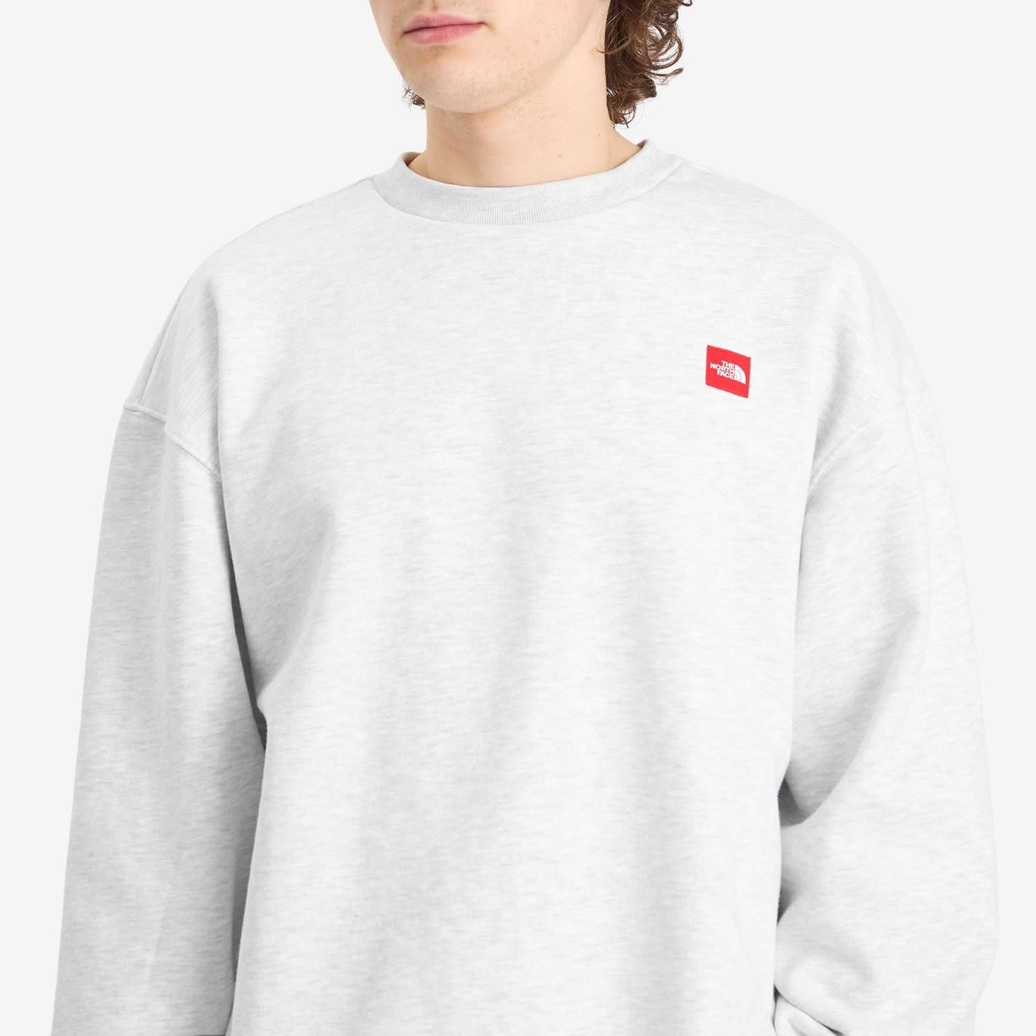 THE NORTH FACE Crew Neck Sweatshirt in Red Box Design