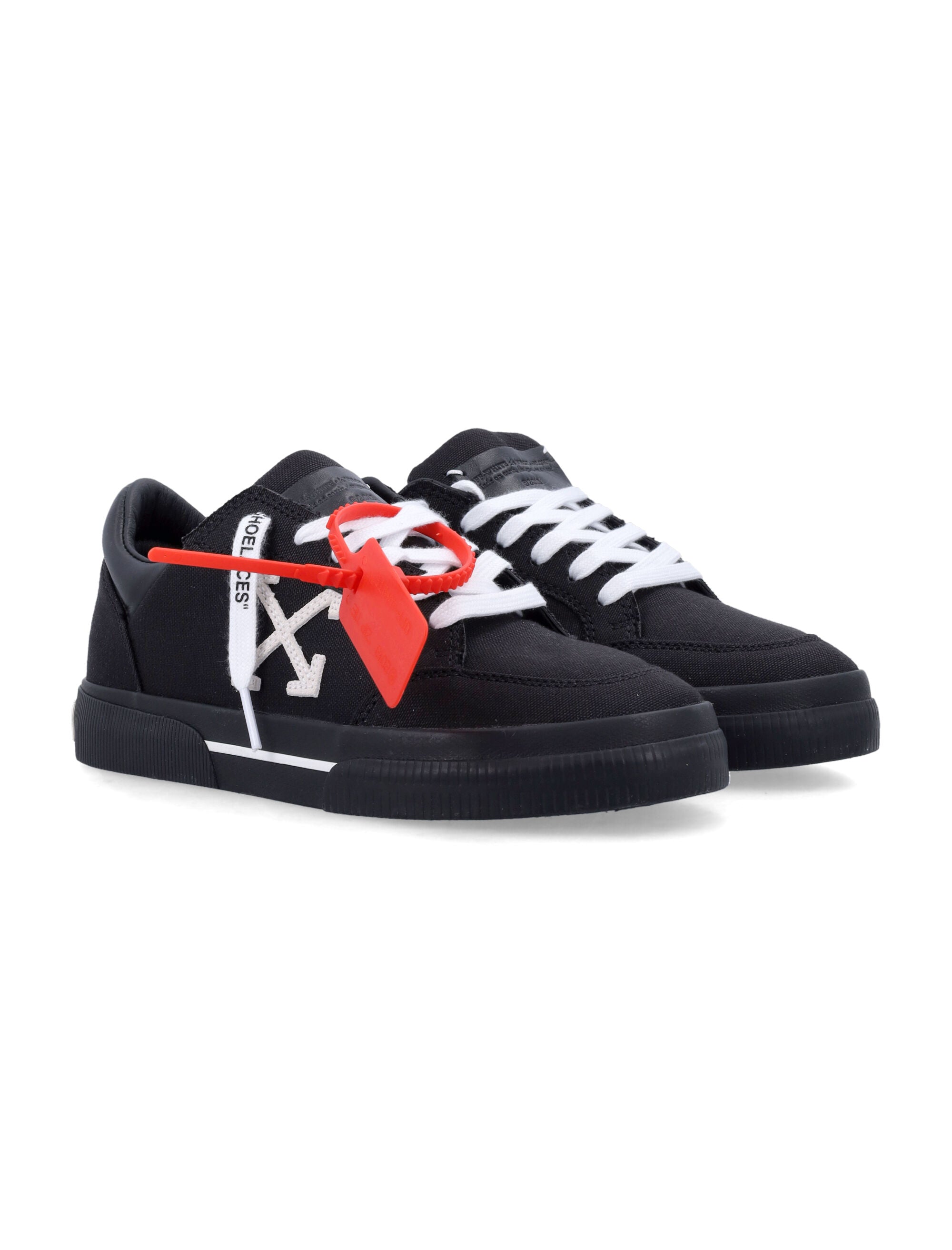OFF-WHITE Low-Top Vulcanized Canvas Sneakers