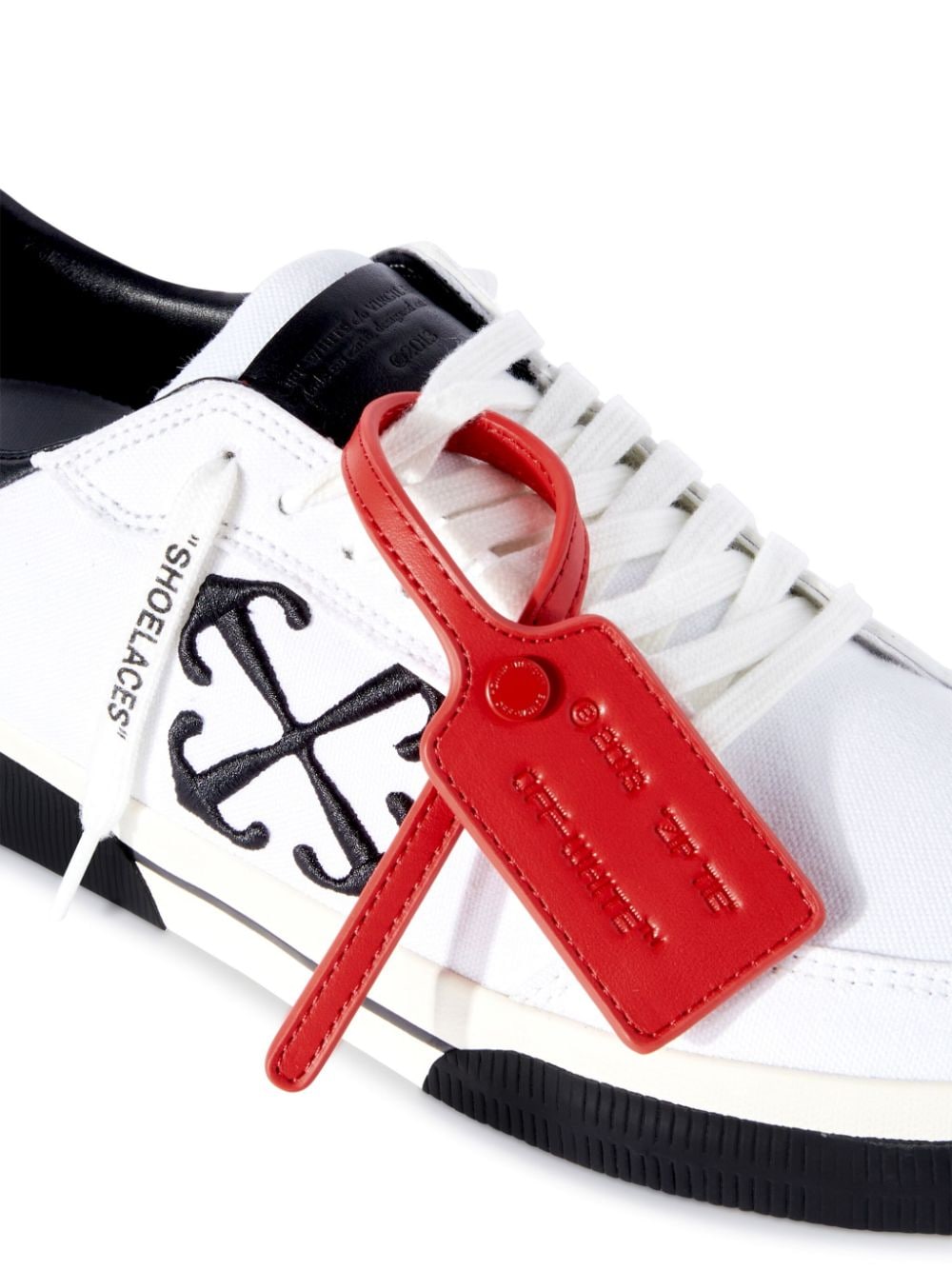 OFF-WHITE Low Vulcanized Canvas Sneaker