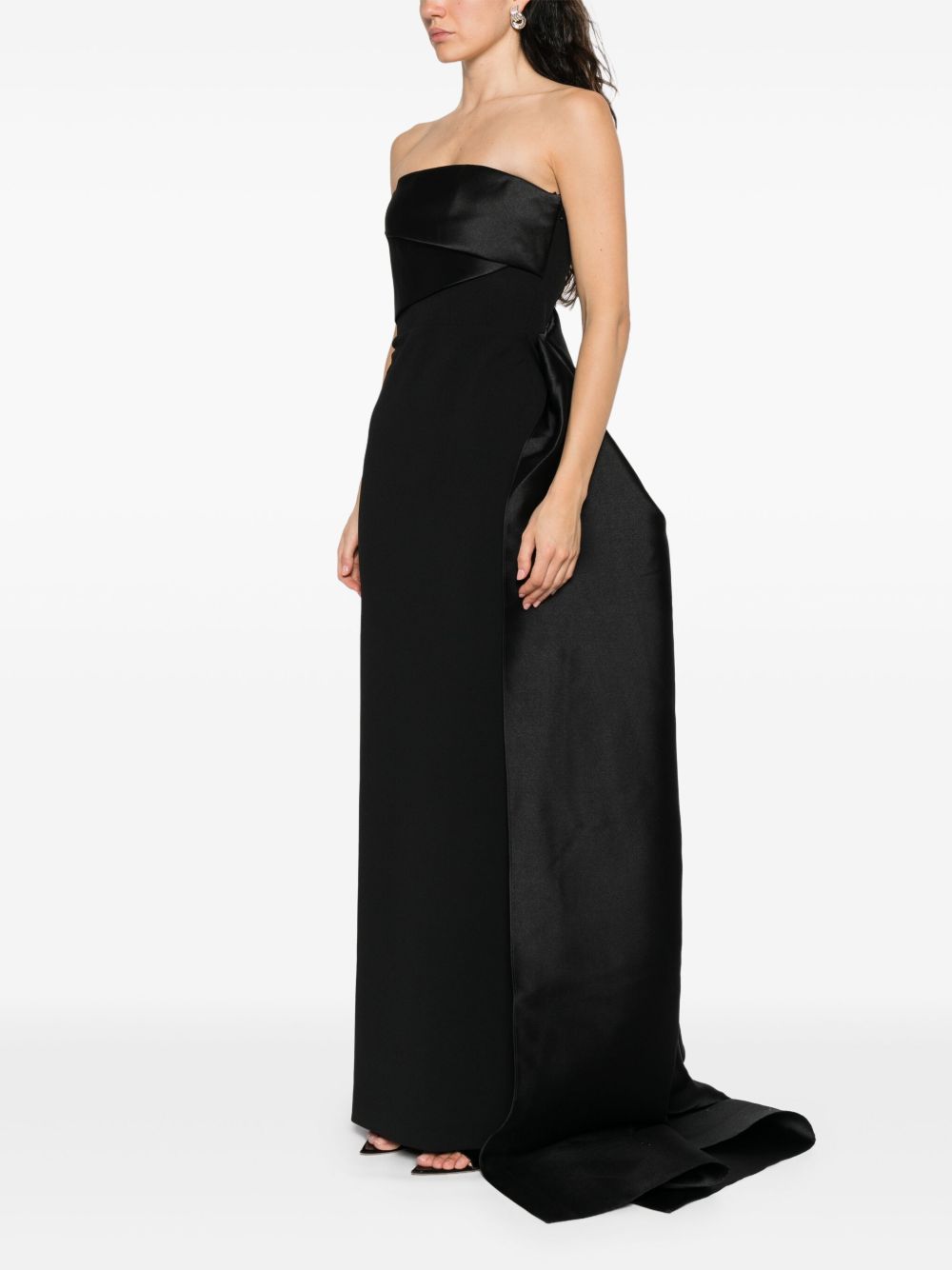 SOLACE LONDON Asymmetric Off-Shoulder Maxi Dress
