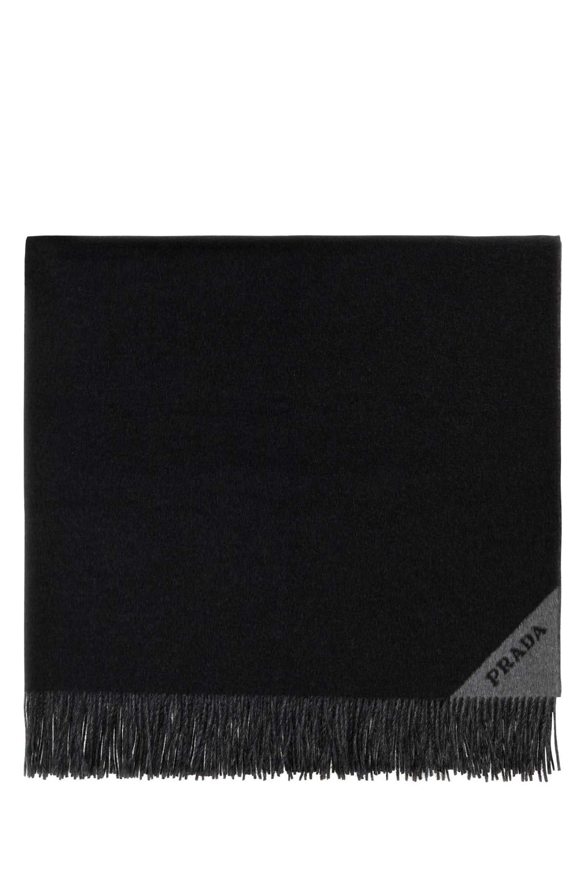PRADA Cashmere Plaid Blanket - Ideal for Gifting