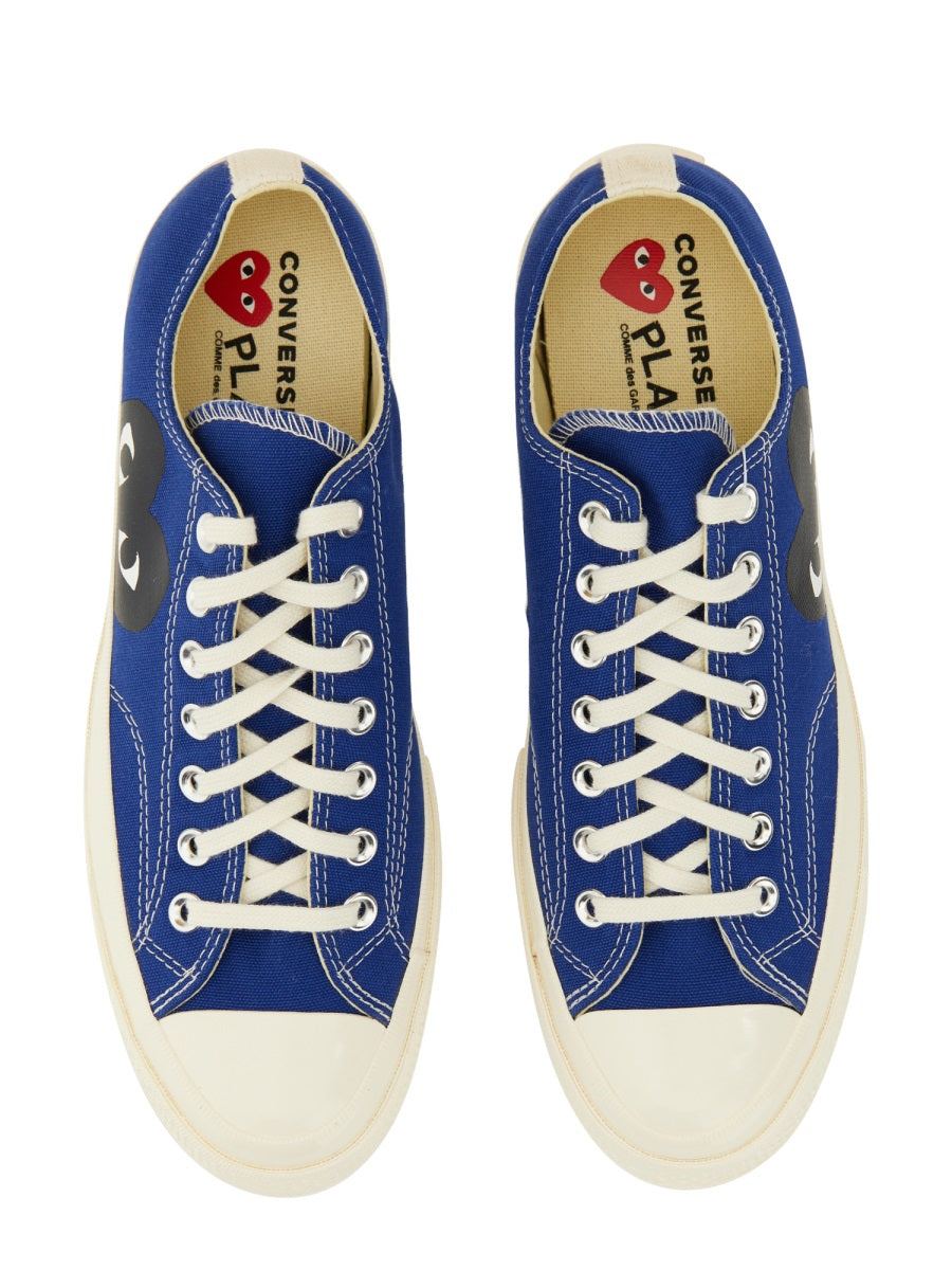 COMME DES GARÇONS PLAY Classic Low Top Sneakers