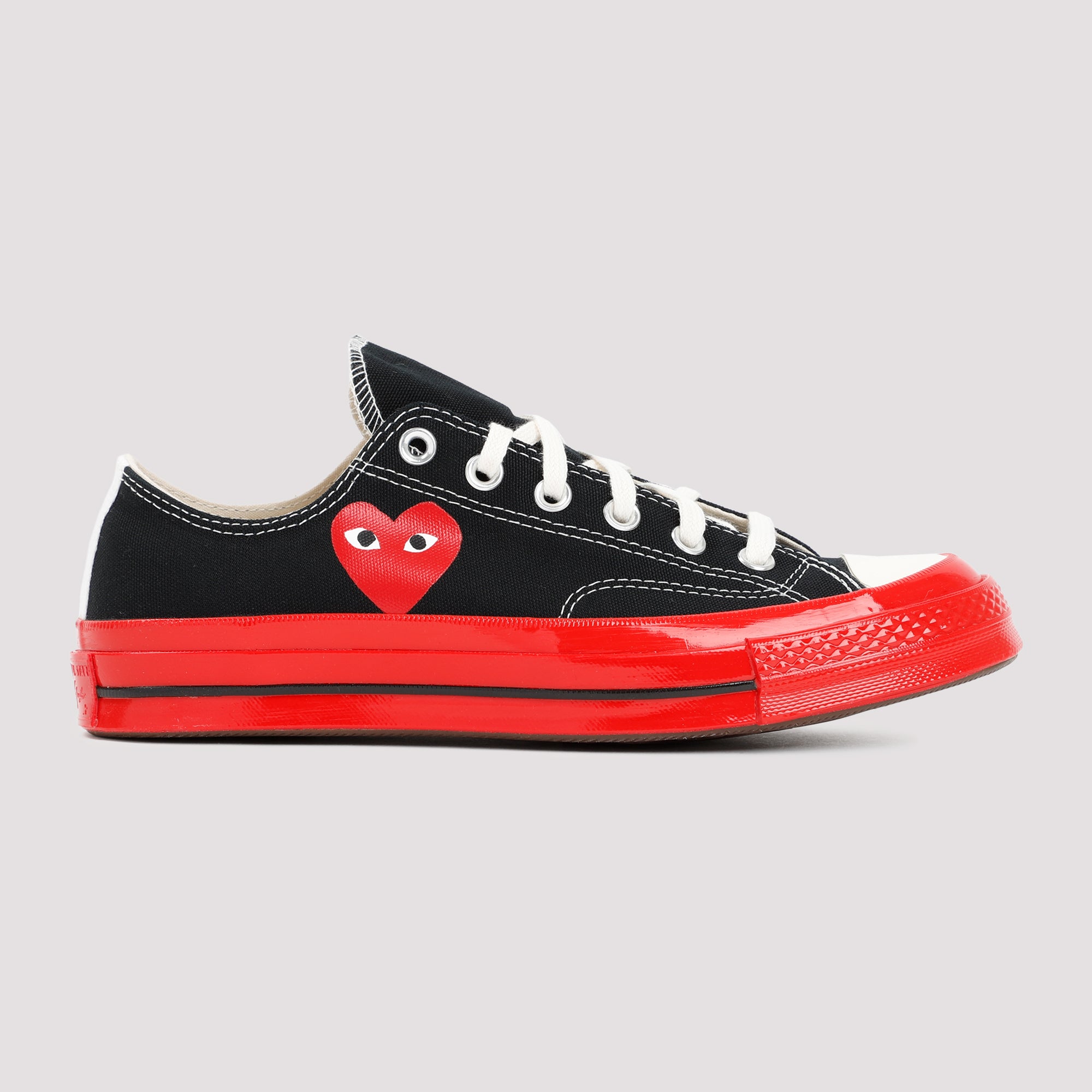 COMME DES GARÇONS PLAY Heart Print Sneaker with Rubber Sole - 2.5 cm Flat