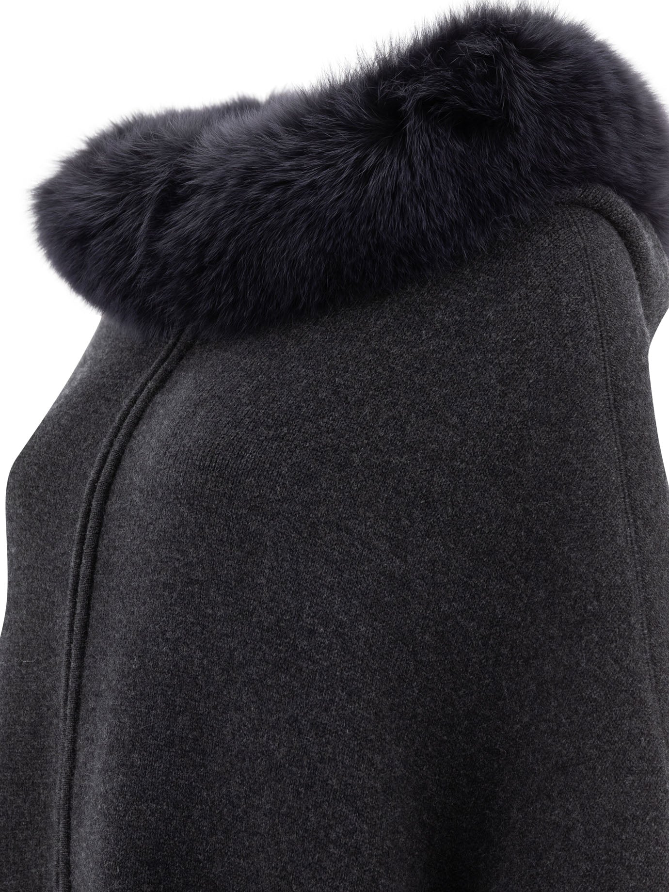 GIOVI Chic Wool and Cashmere Poncho for Women - Fall/Winter 2025