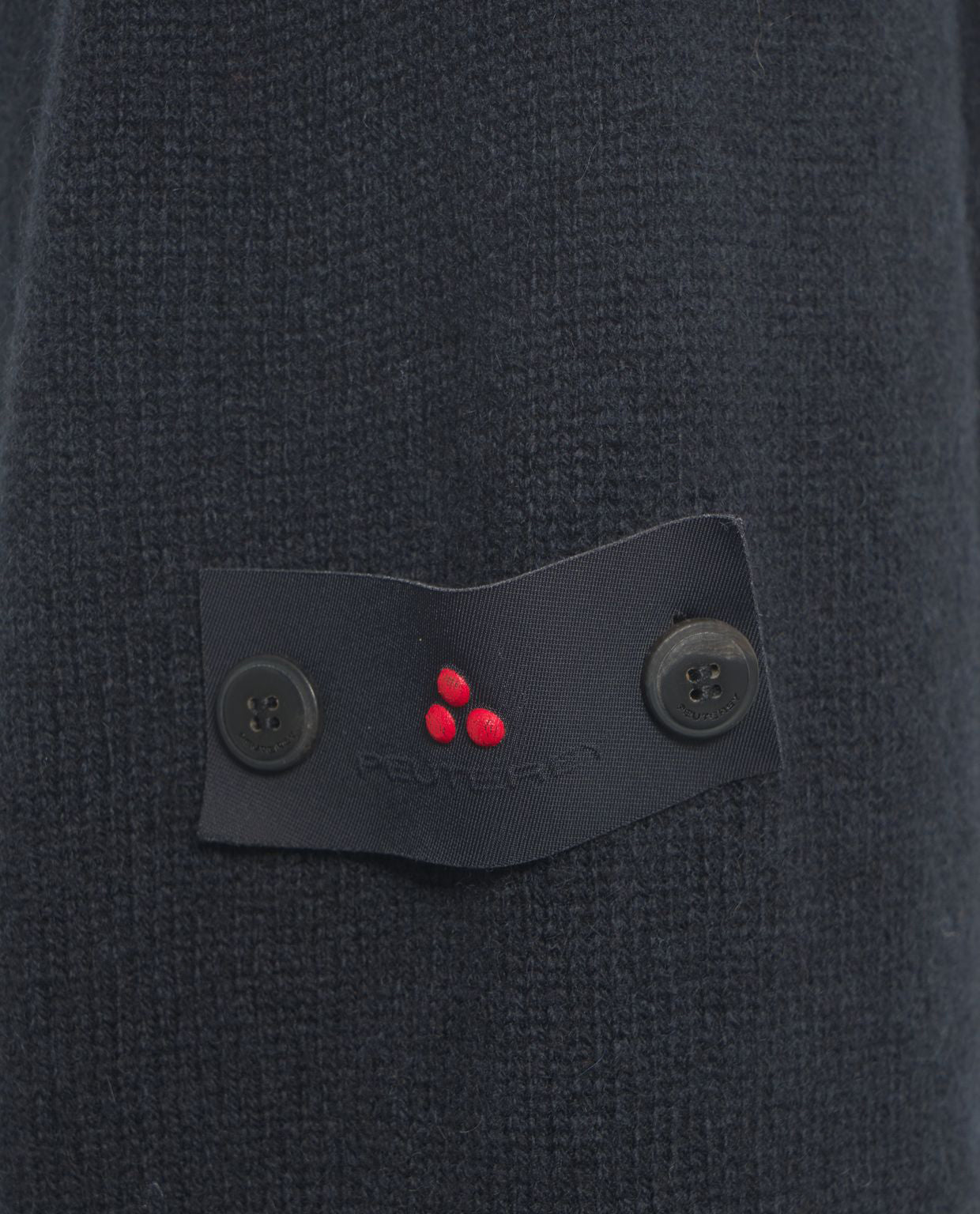 PEUTEREY Timeless Turtleneck Sweater with Logo Detail