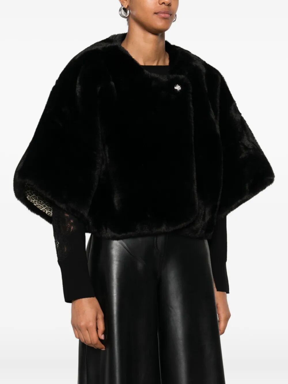 BLUGIRL Fur Edge Button Cape