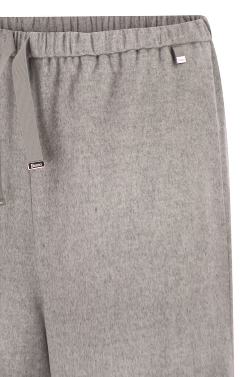 HERNO Resort Trousers in Cashmere and Silk - Regular Fit