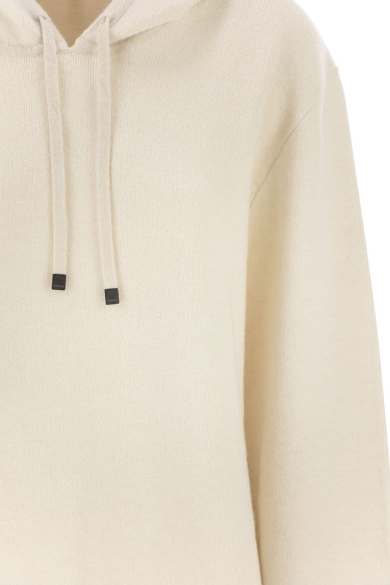 PESERICO Luxurious Wool and Cashmere Blend Hooded Jumper - Size 40L