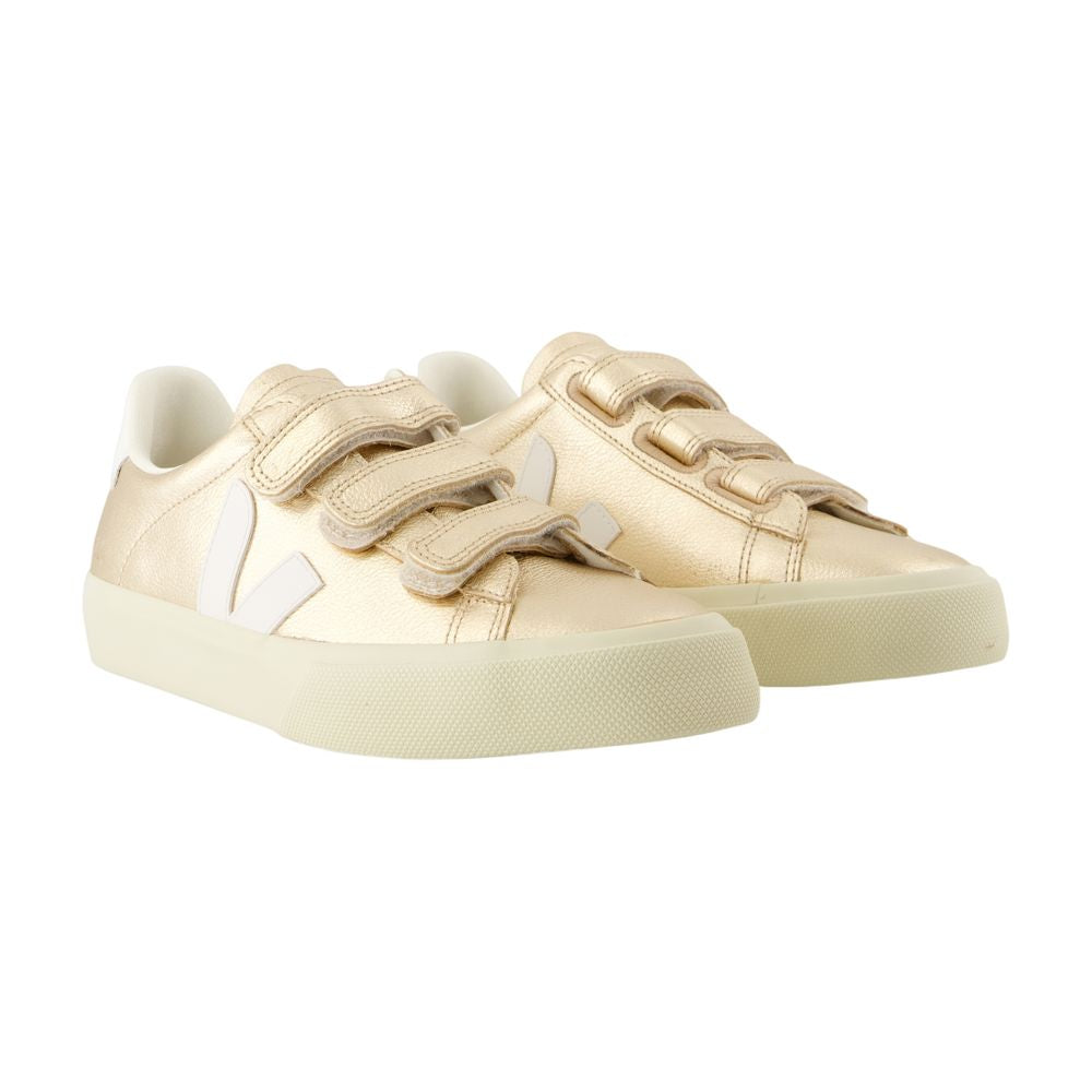 VEJA Women's Logo Sneaker