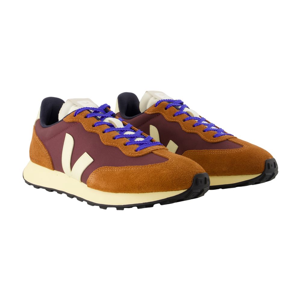 VEJA Men's Classic Sneakers