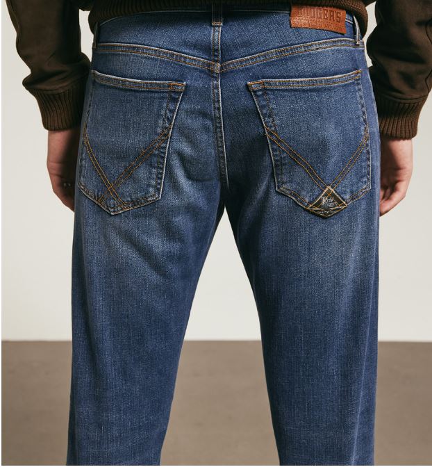 ROY ROGER'S Stylish Medium Wash Denim Jeans for Men