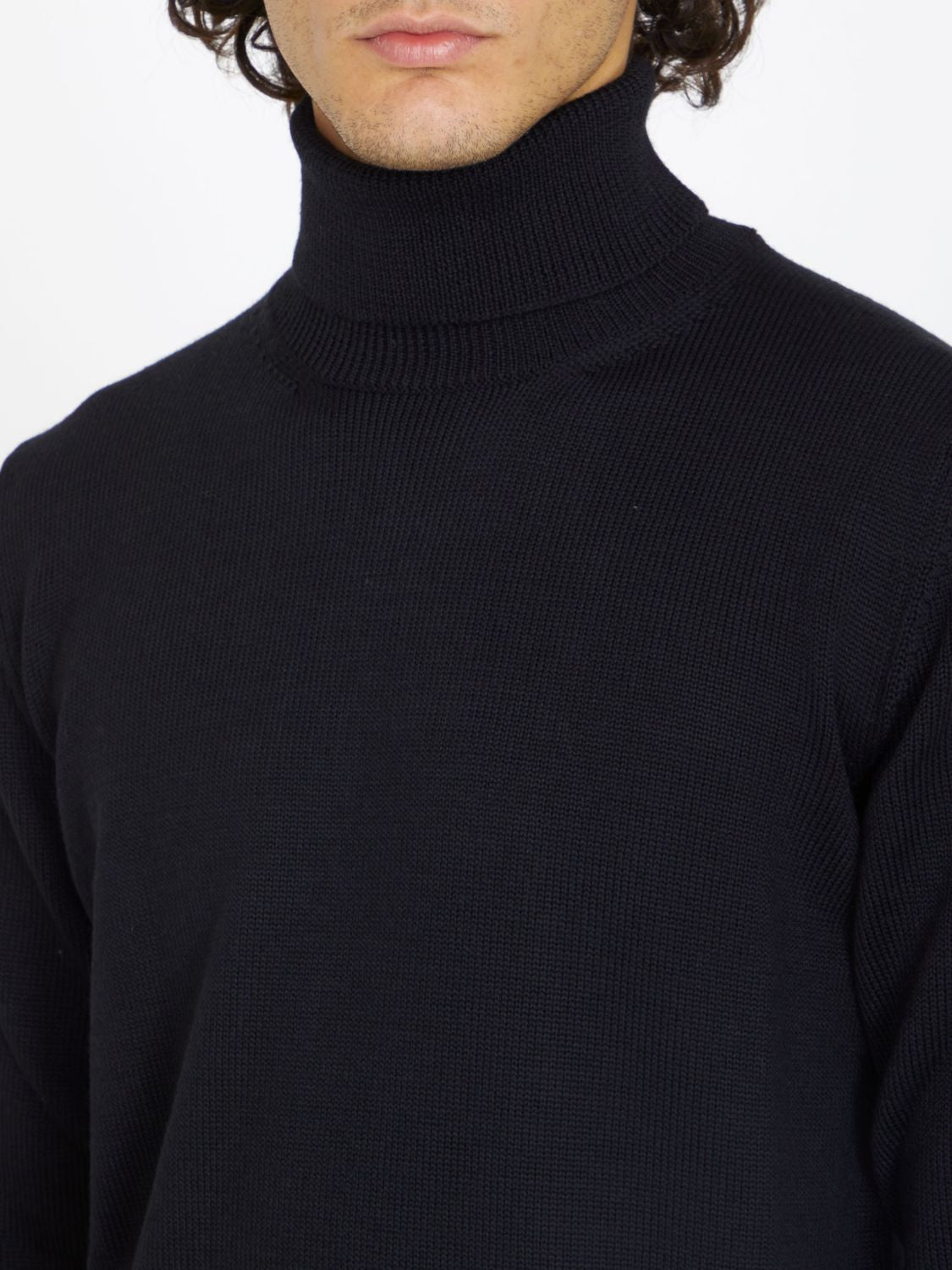 ROBERTO COLLINA High-Neck Merino Wool Jumper in Regular Fit