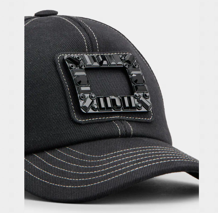 ROGER VIVIER Chic and Stylish Women's Headwear