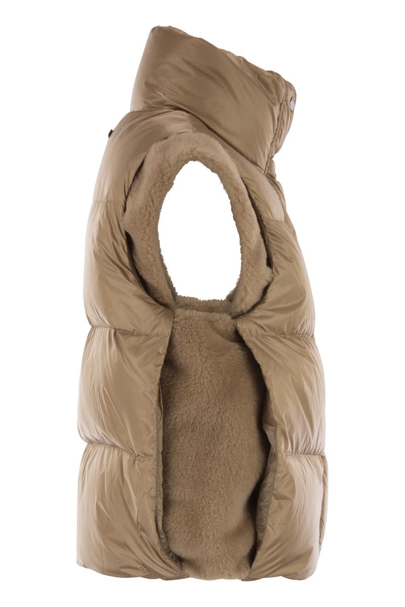 PESERICO Women's Mini Down Vest with Wing Sleeves