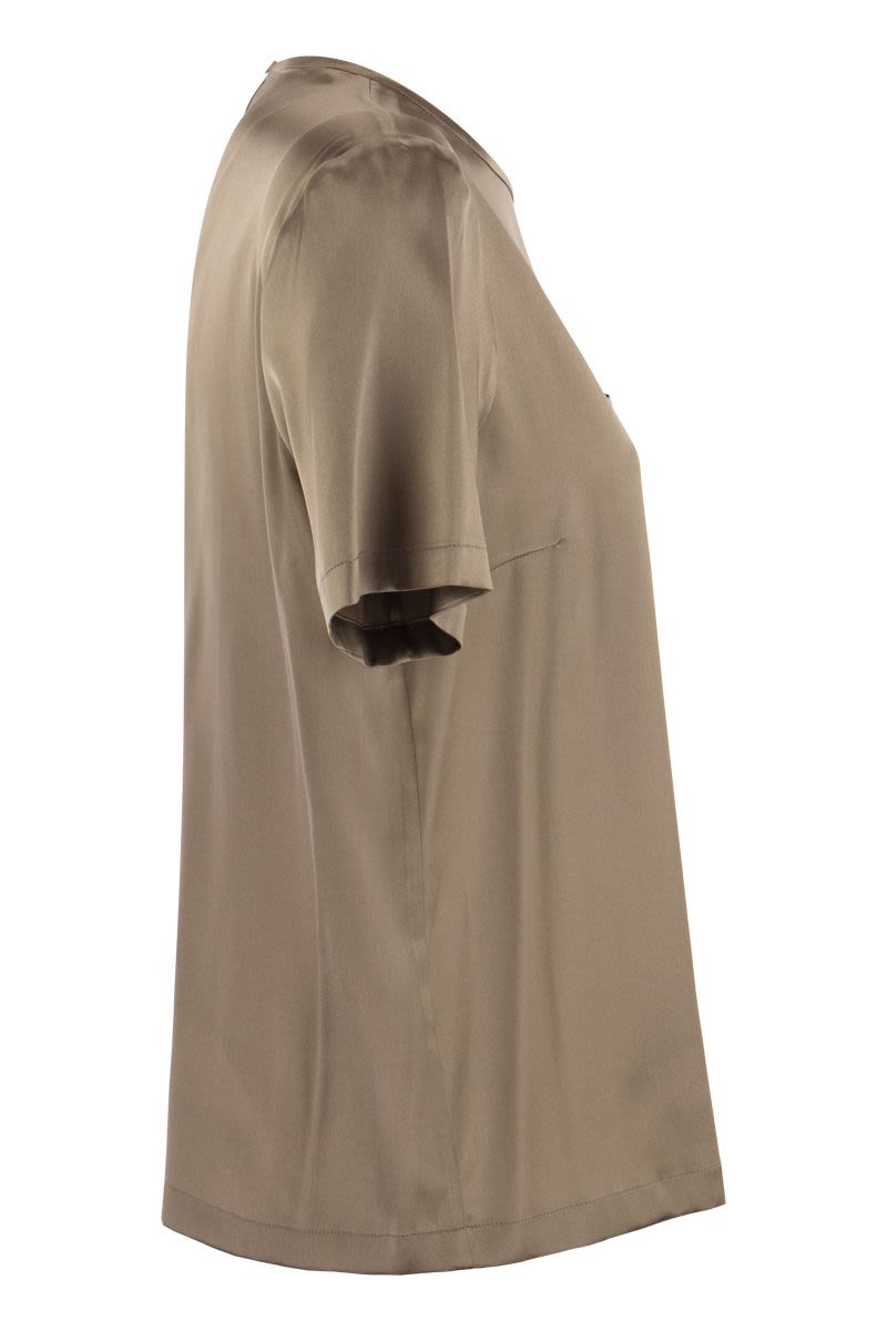 PESERICO Elegant Silk Satin T-Shirt with Patch Pocket - Regular Fit