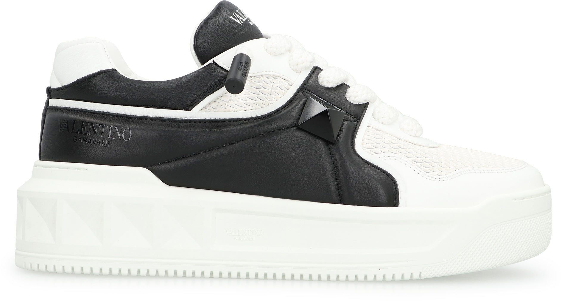 VALENTINO GARAVANI One Stud XL Low-Top Sneaker
