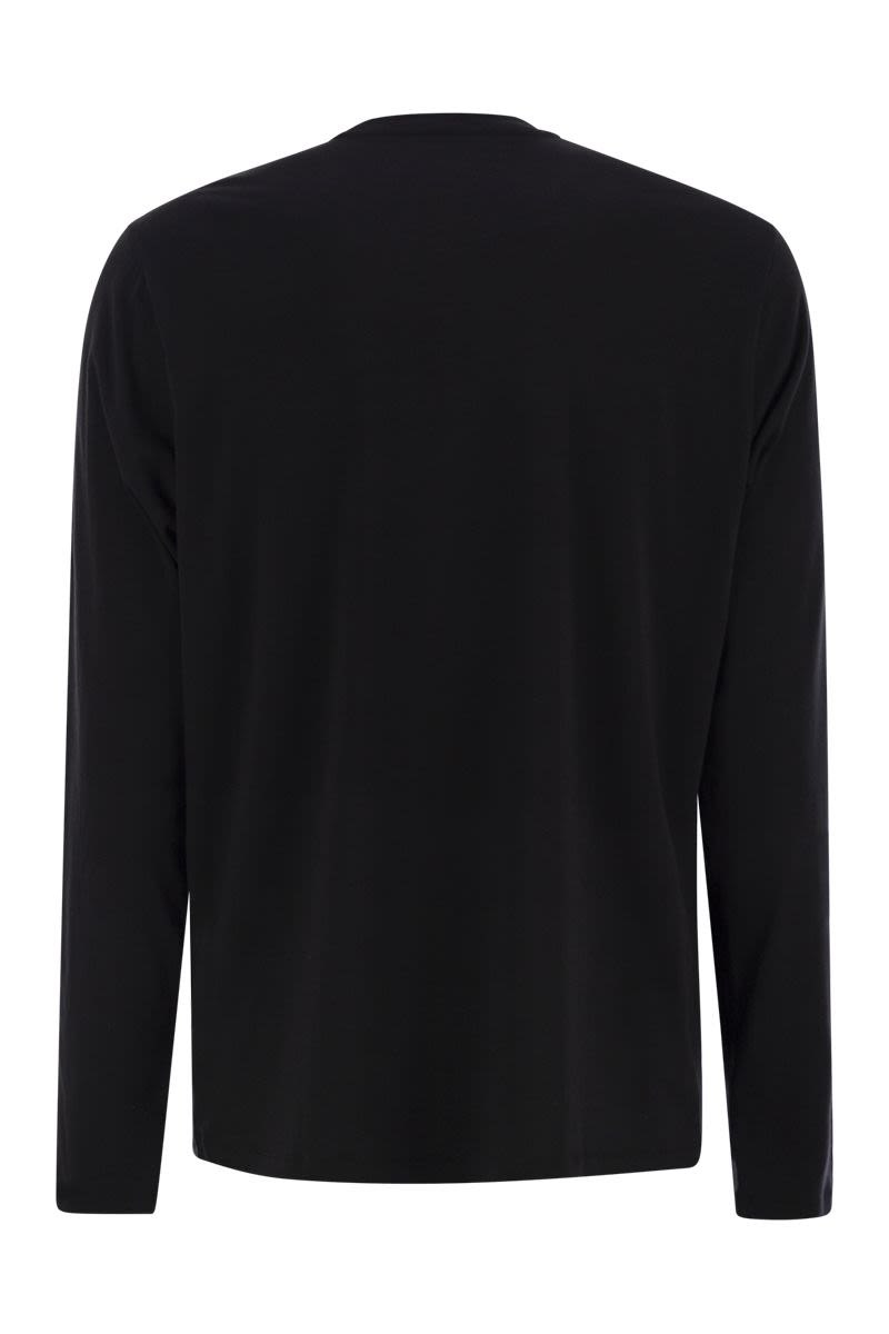 MAJESTIC Slim Fit Long-Sleeved Crew Neck T-Shirt