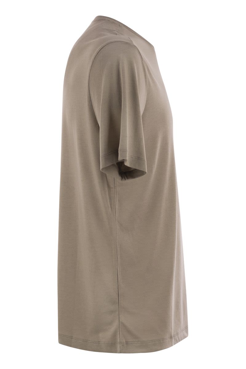 MAJESTIC Luxurious Crew-Neck T-Shirt for Men - Regular Fit