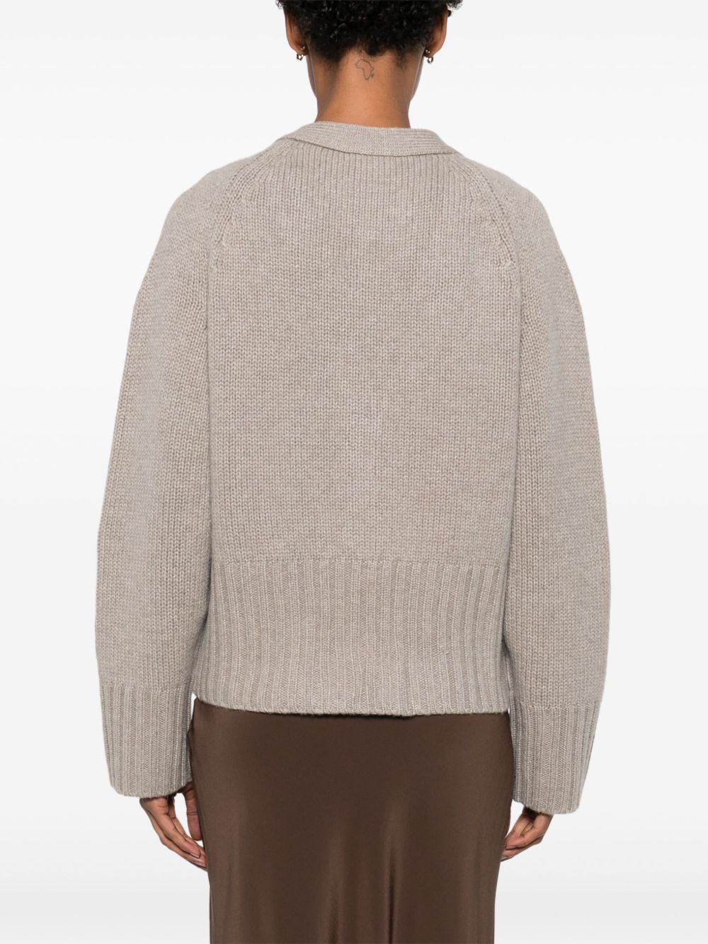 SOFT GOAT Cashmere V-Necked Cardigan