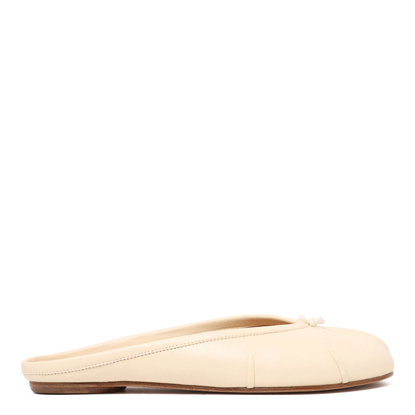 MAISON MARGIELA Elegant Cowhide Flat Shoes for Women