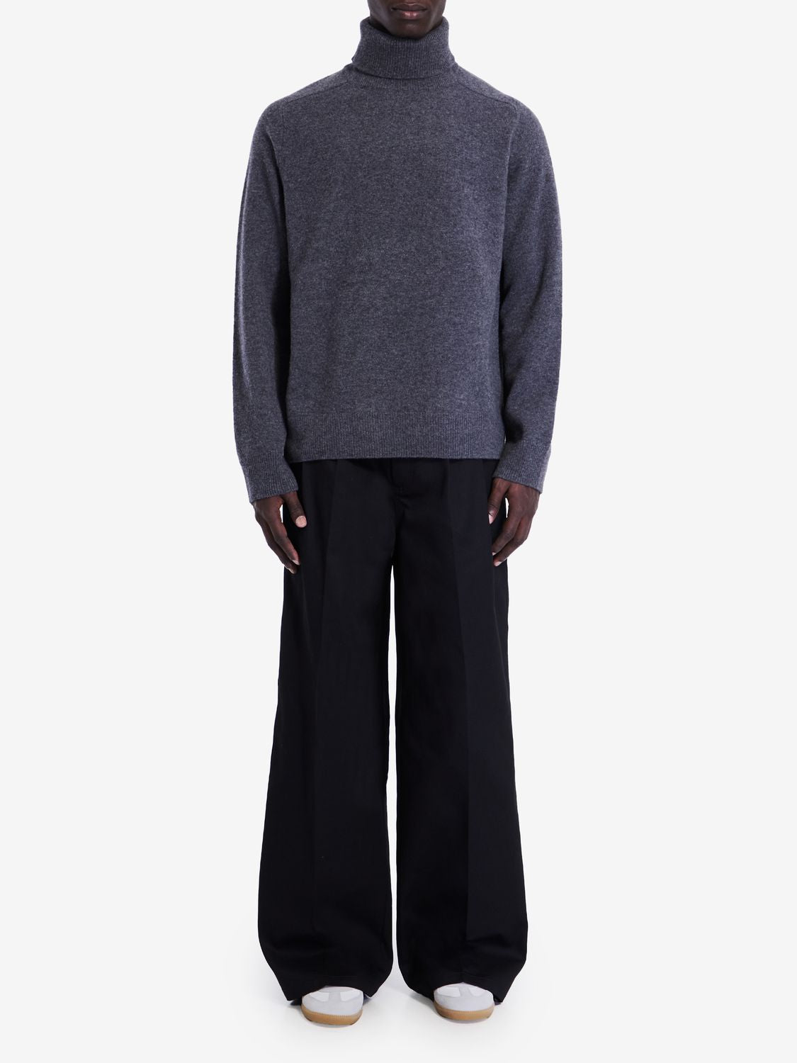MAISON MARGIELA Men's Relaxed Fit Turtleneck Wool Jumper