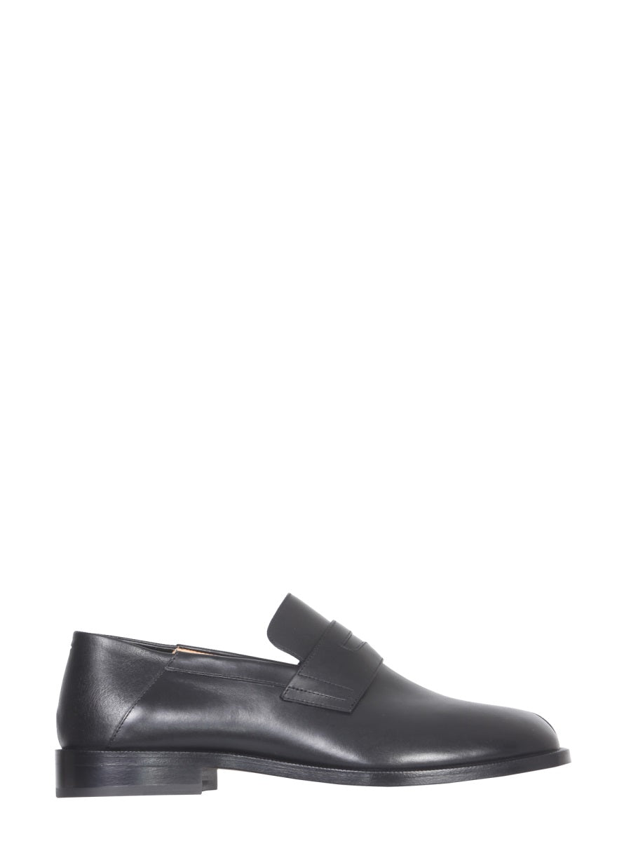 MAISON MARGIELA Men's Tabi Moccasin with 2.5 cm Heel