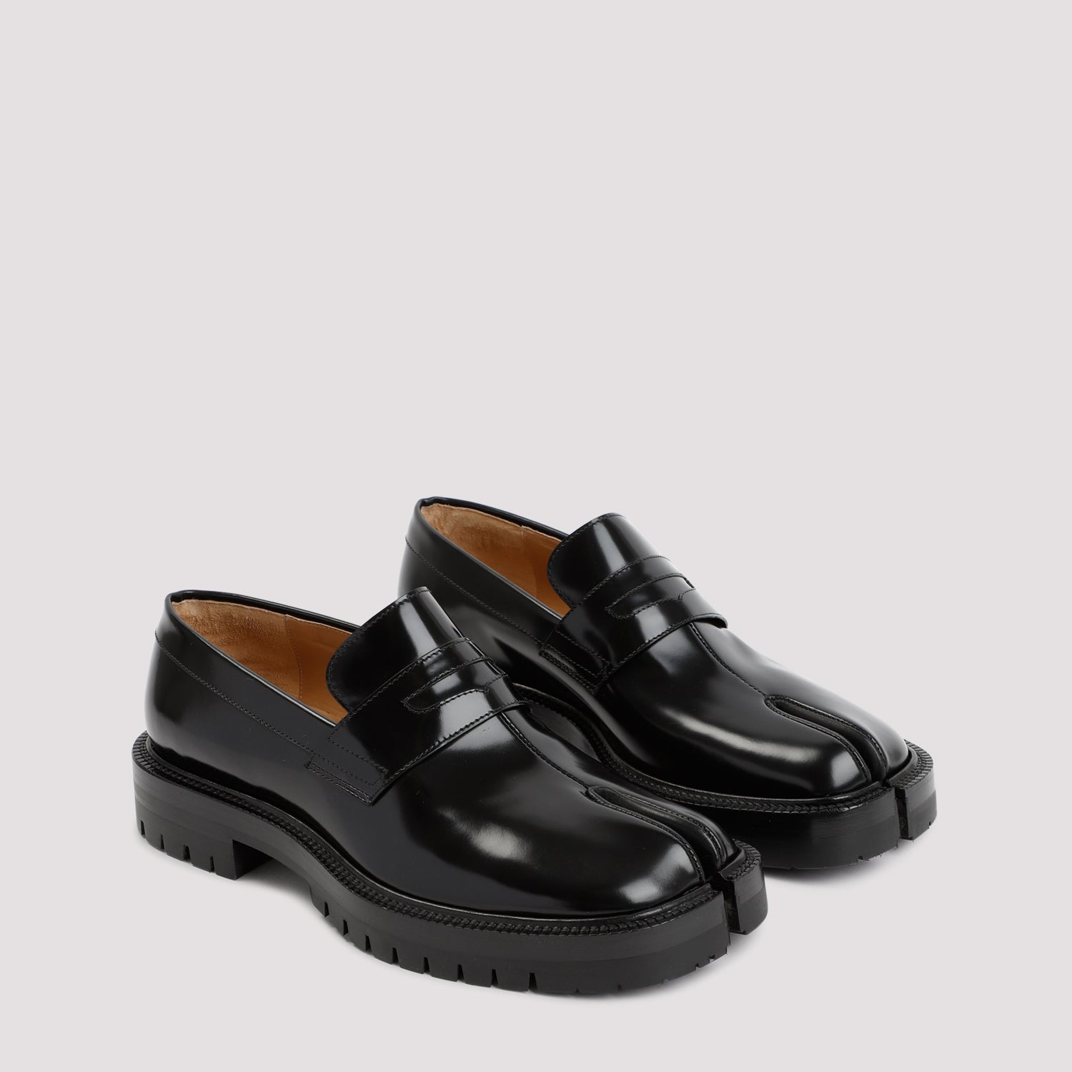MAISON MARGIELA Elegant Moccasin Shoes for Men - FW25 Collection