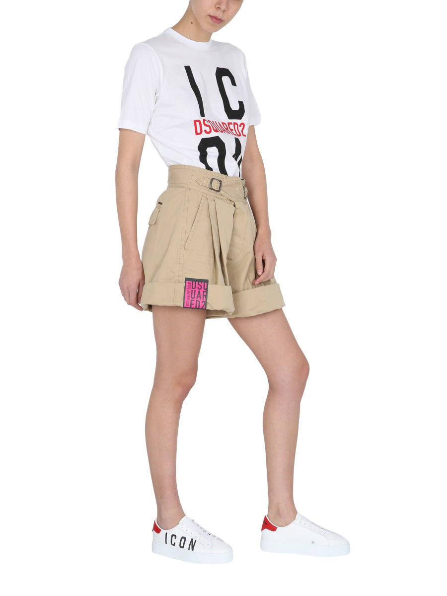 DSQUARED2 Stylish Cargo Shorts for Women - SS21 Collection